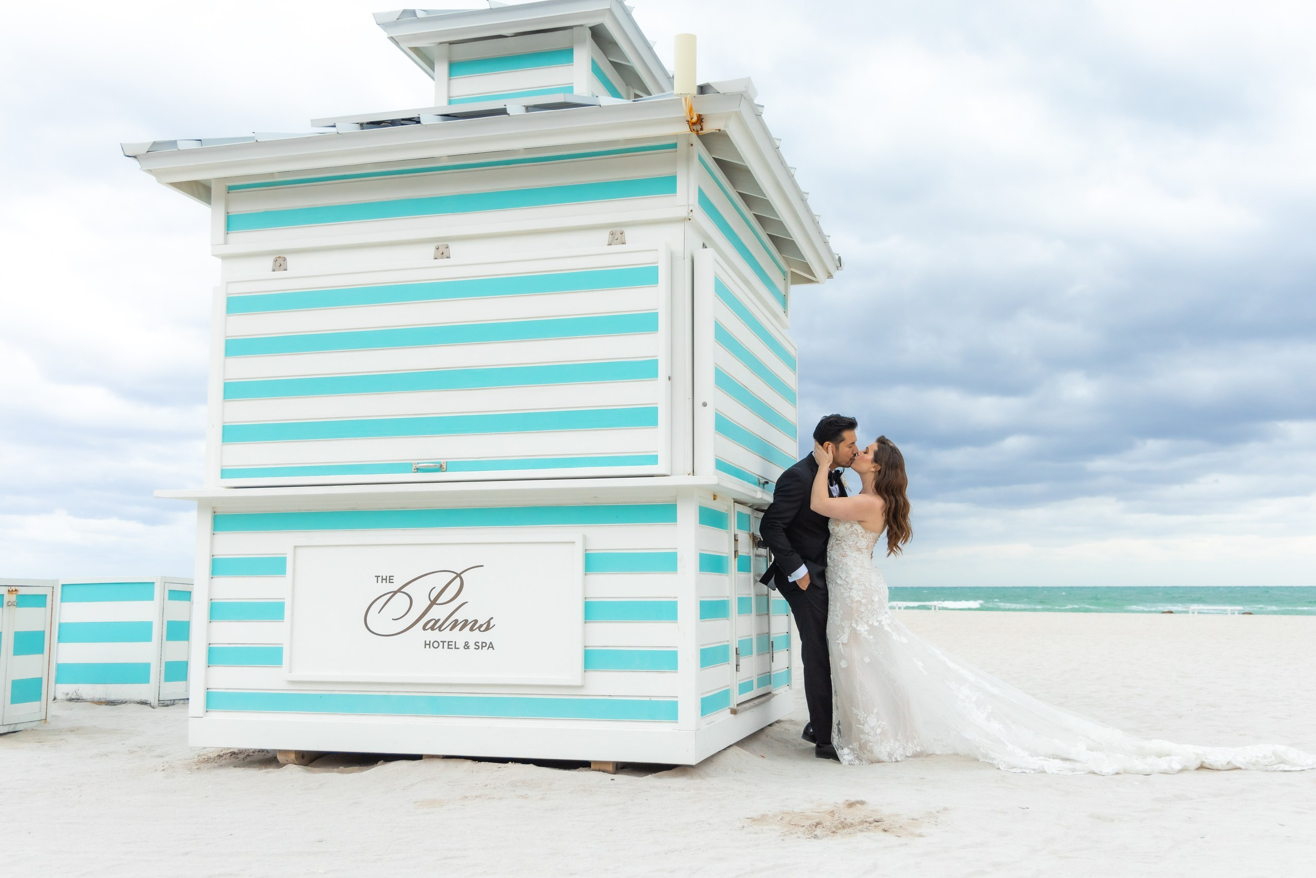 Alyssa and Daniel, The Palms Hotel, Miami. Wedding Photo & Video