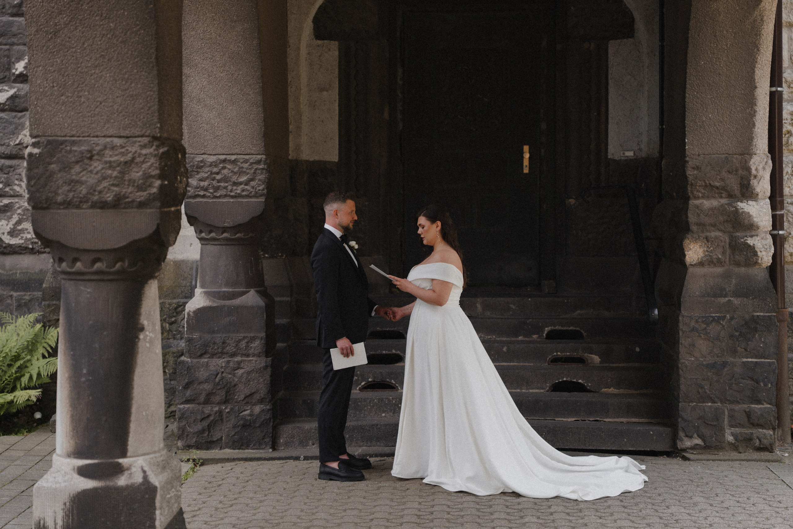 Jessica & Felix I Gesellschaft Harmonie Bochum. Hochzeitsfotografin Bochum | Halyna Reiche Fotografie NRW
