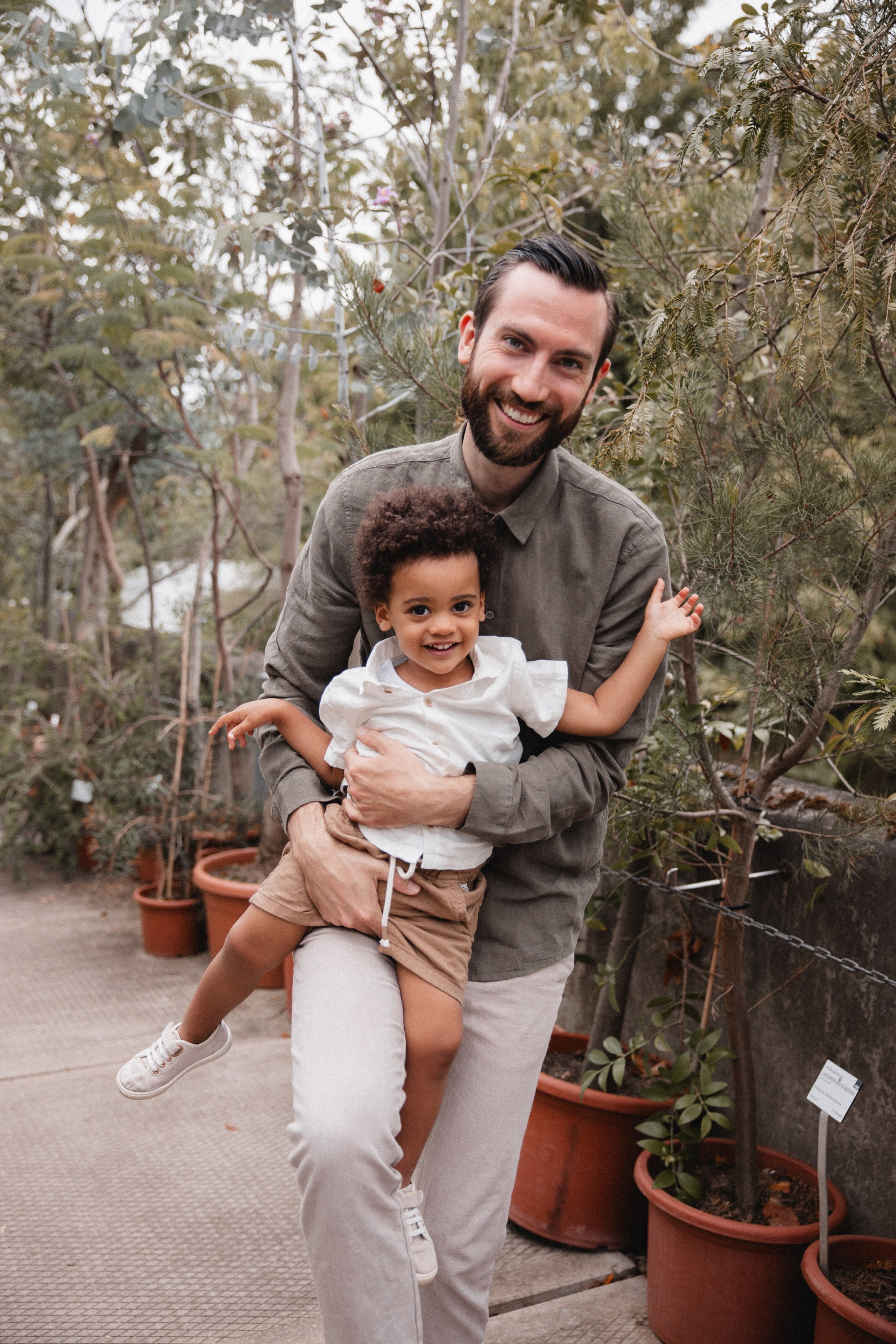 Babybauch Shooting im Botanischen Garten Bochum | Reiche Fotografie. Hochzeitsfotografin Bochum | Halyna Reiche Fotografie NRW