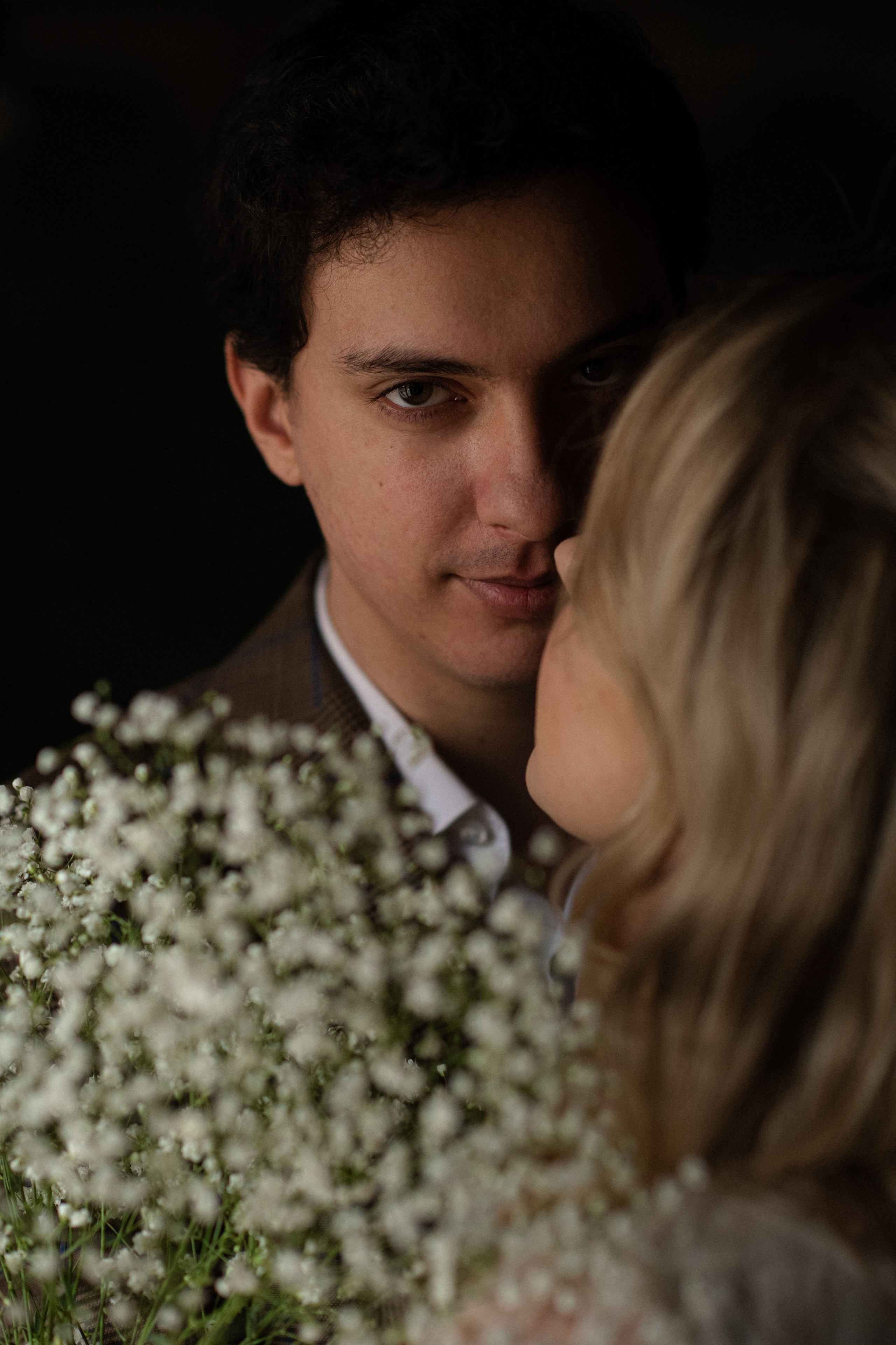 Romantic micro-wedding photoshoot. Wedding & Family photographer in County Donegal and Dublin, Ireland