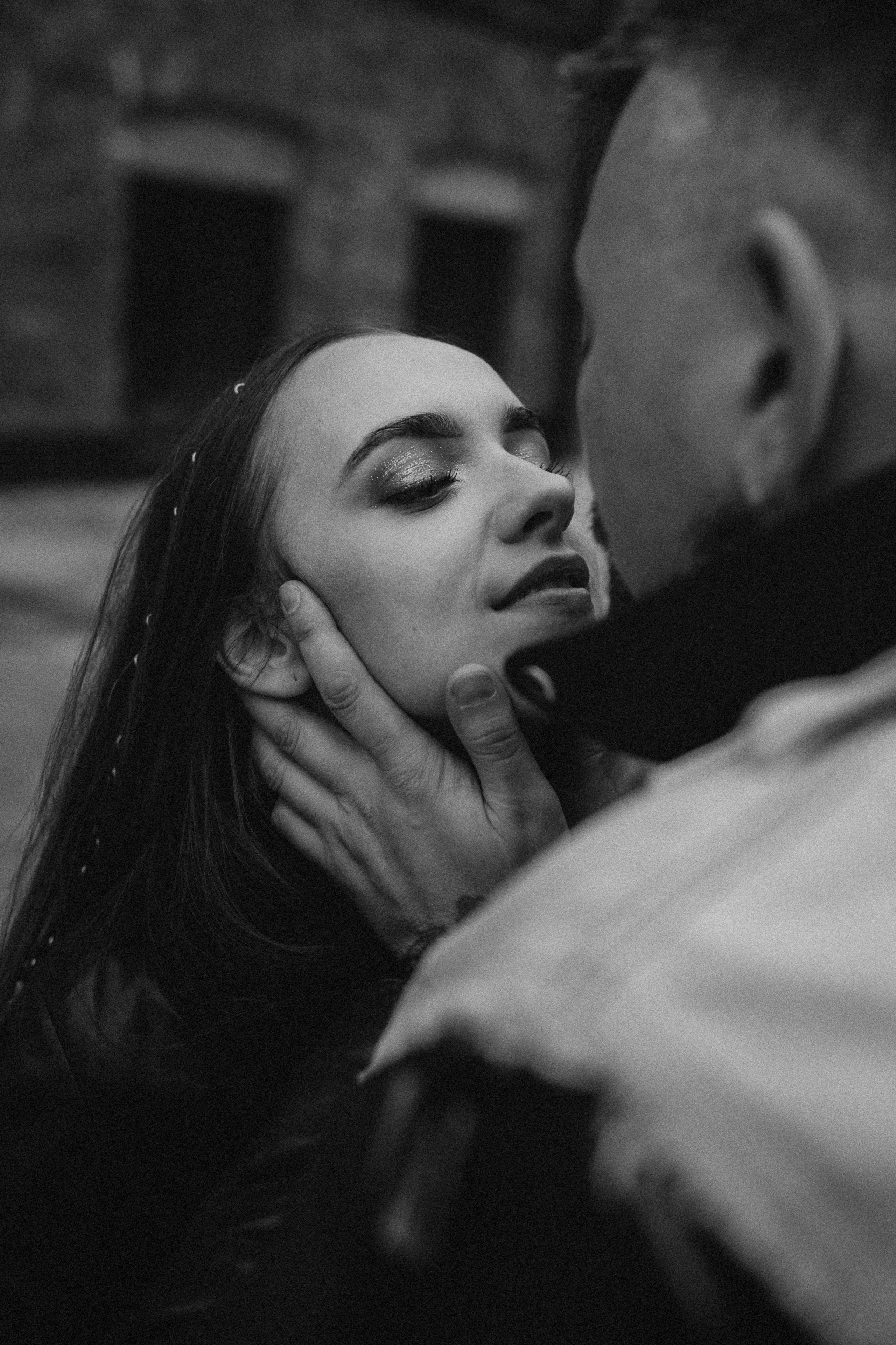 Family walk. Wedding & Family photographer in County Donegal and Dublin, Ireland