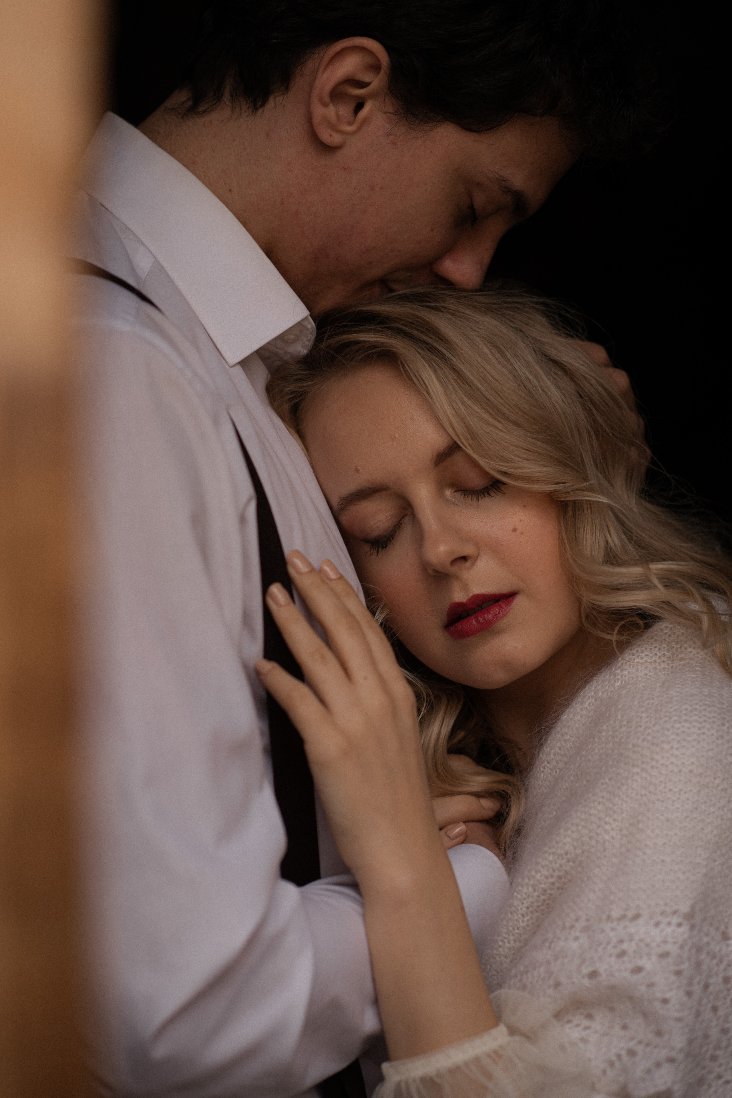 Romantic micro-wedding photoshoot. Wedding & Family photographer in County Donegal and Dublin, Ireland