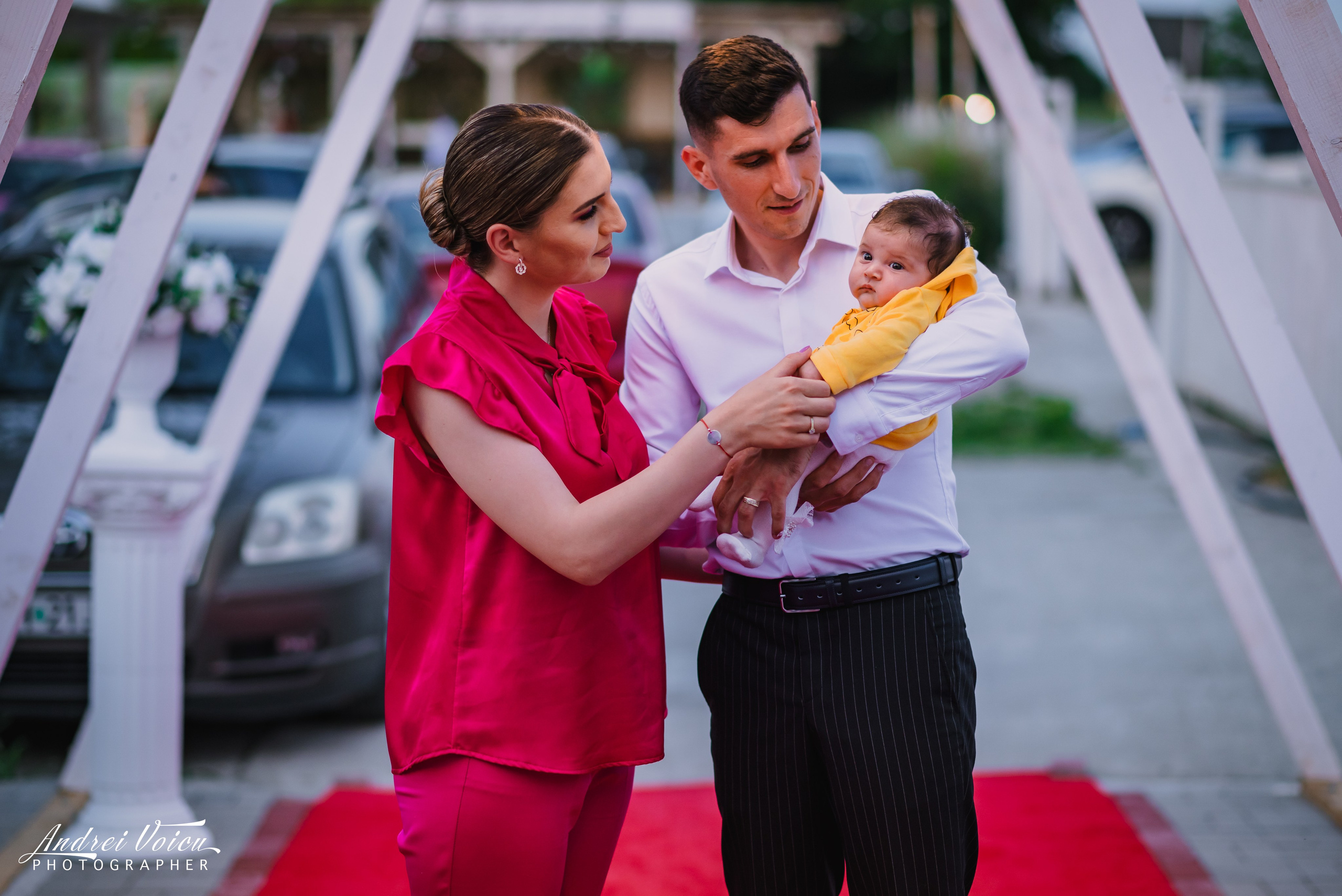 Fotografia de botez. Andrei Voicu Fotograf. Povești nescrise, surprinse atent