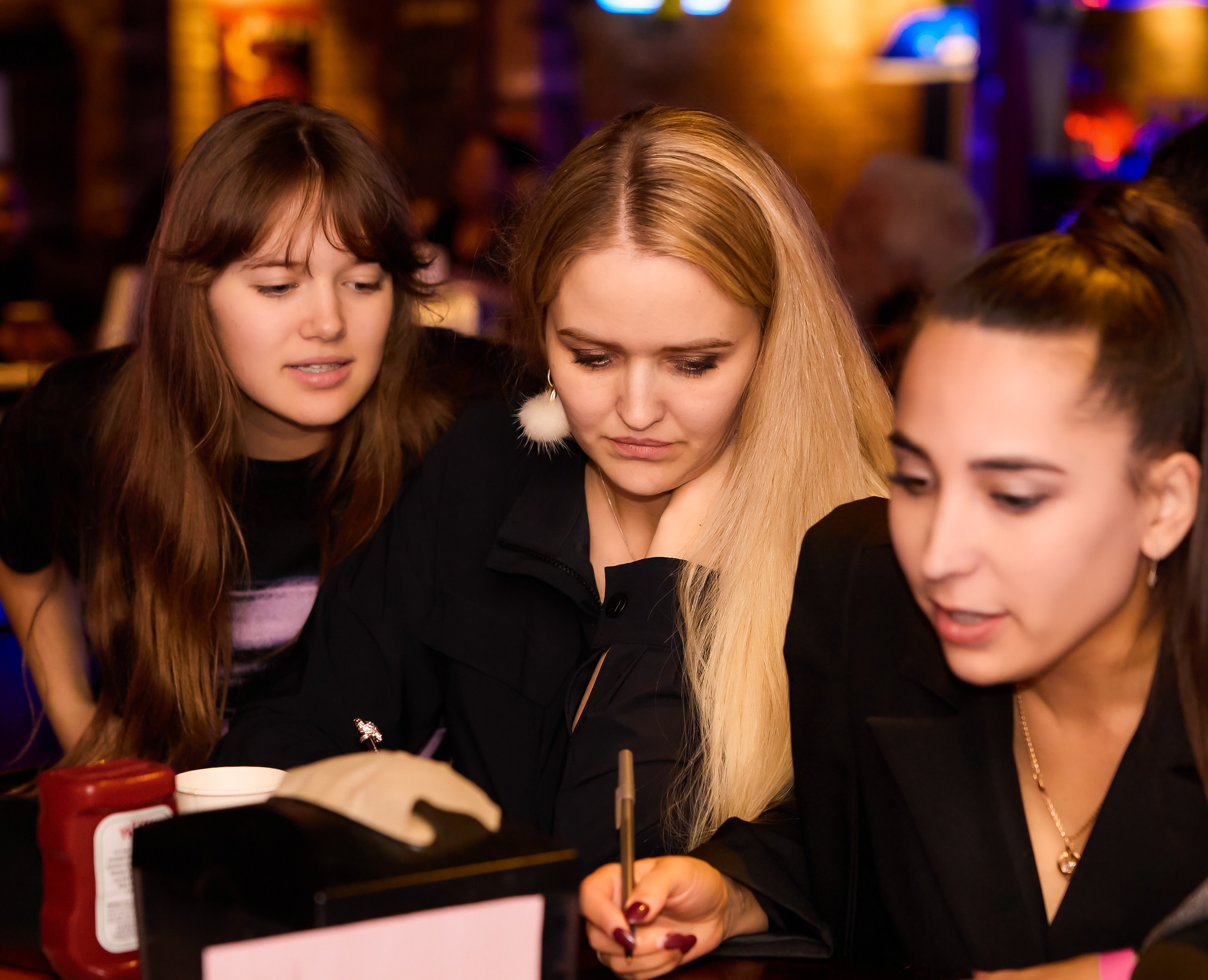 SOUNDS GOOD#2. Photographer Julia Makoveeva