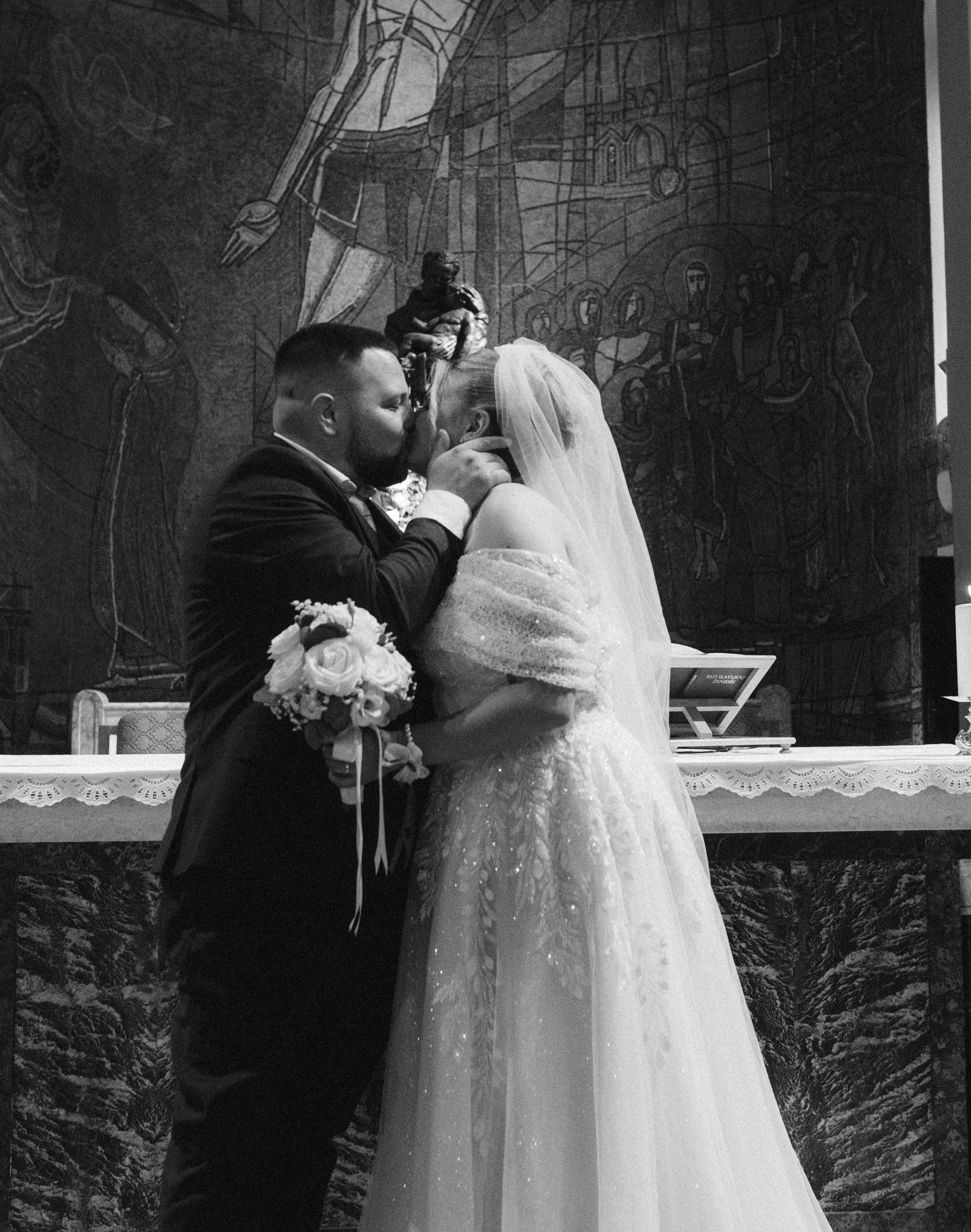 Weddings. Capturedwell