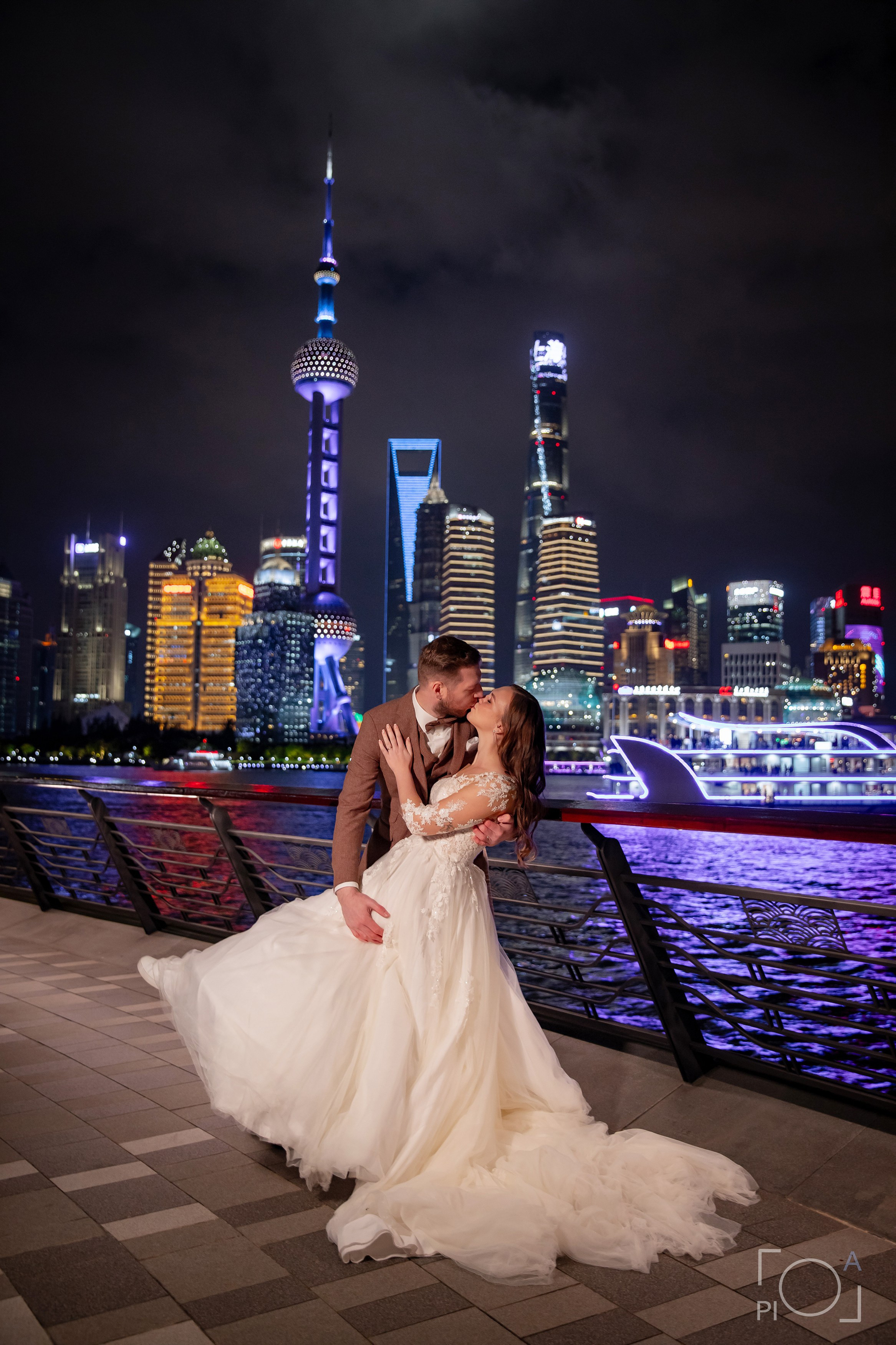 Вечерняя. Фотограф в Шанхае — Лола Пидлуская