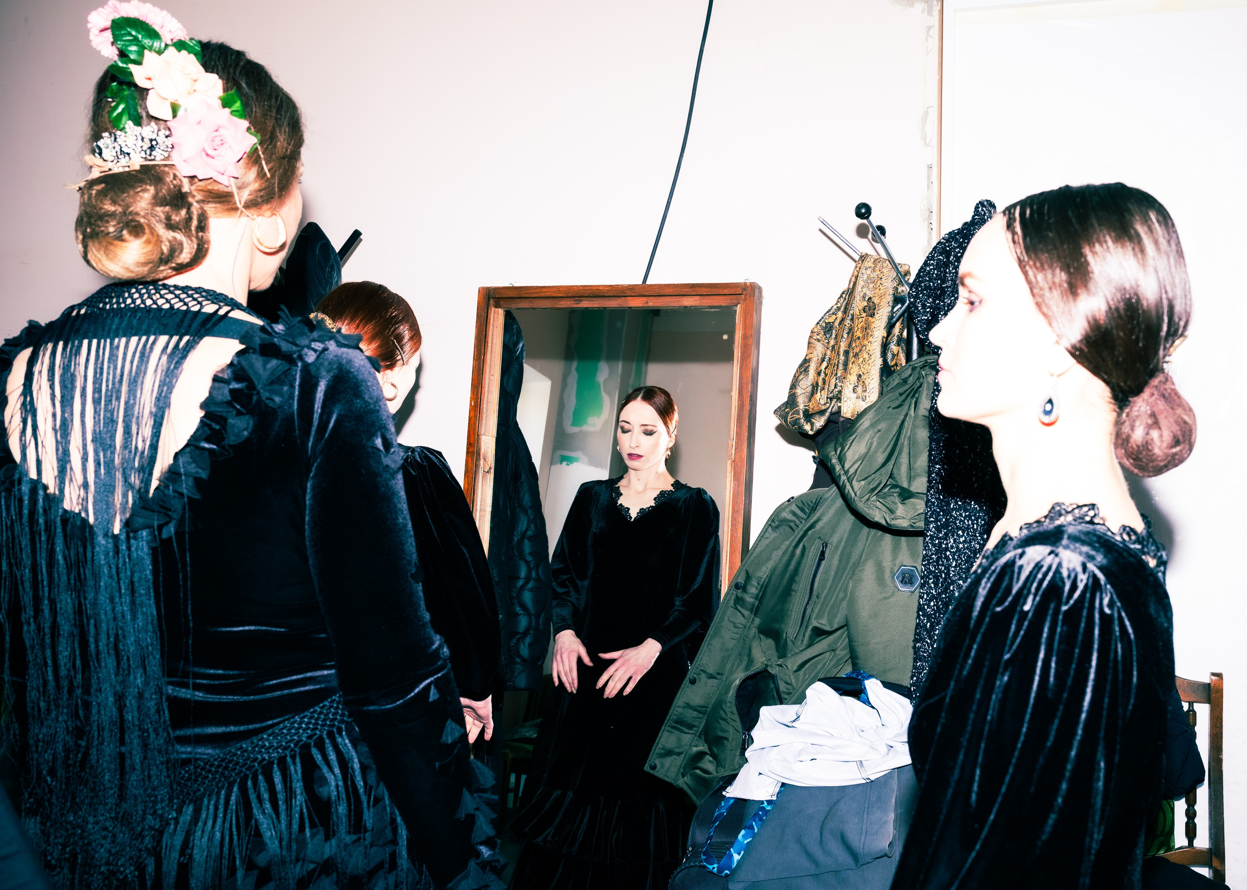 Bailaoras’ Backstage. Ekaterina Tsurkina-Appina Photography Canada