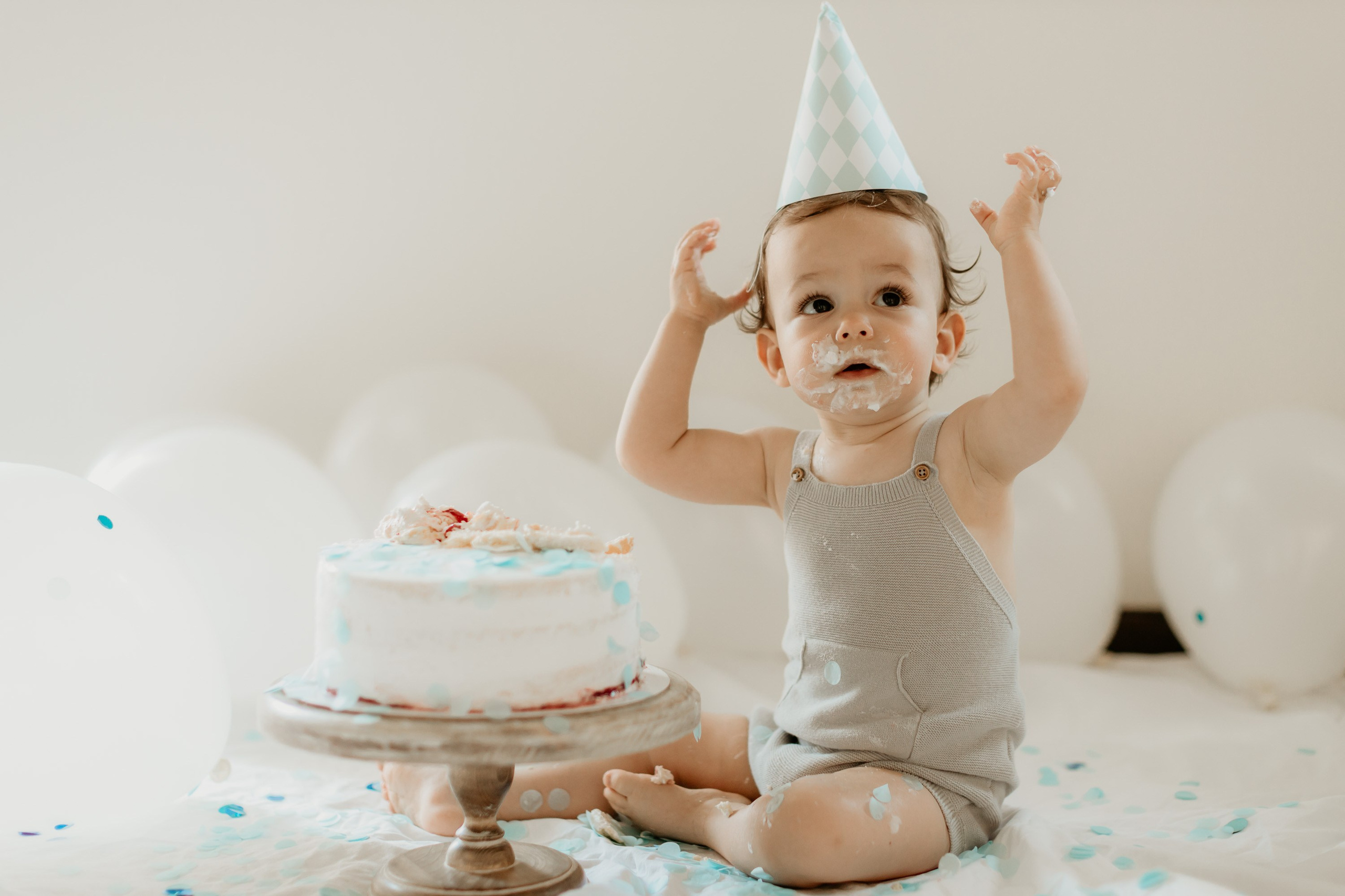 Cake Smash Session. Family and children photographer in Belgrade Milja Ciric