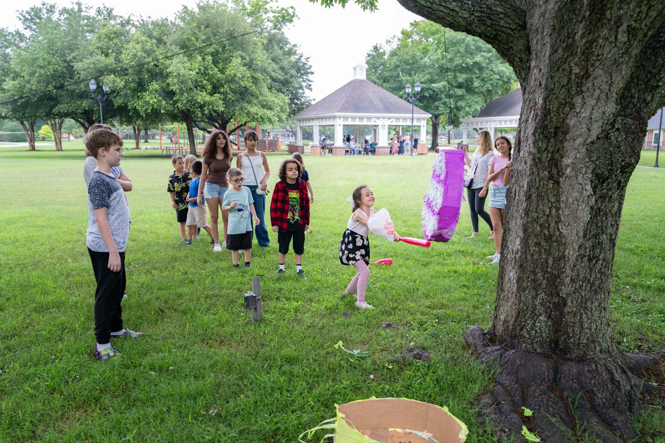 Easter picnic. Photographer Irina Kozhemyakina. Houston