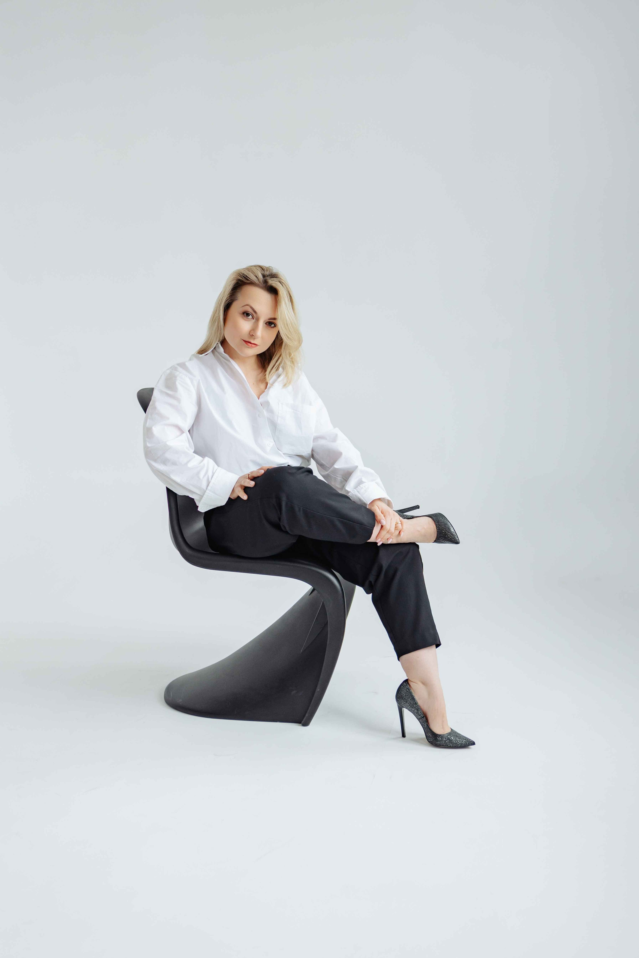 Laura. Cristina Andronache fotograf Brașov fotograf de familie fotograf de nunta Brașov