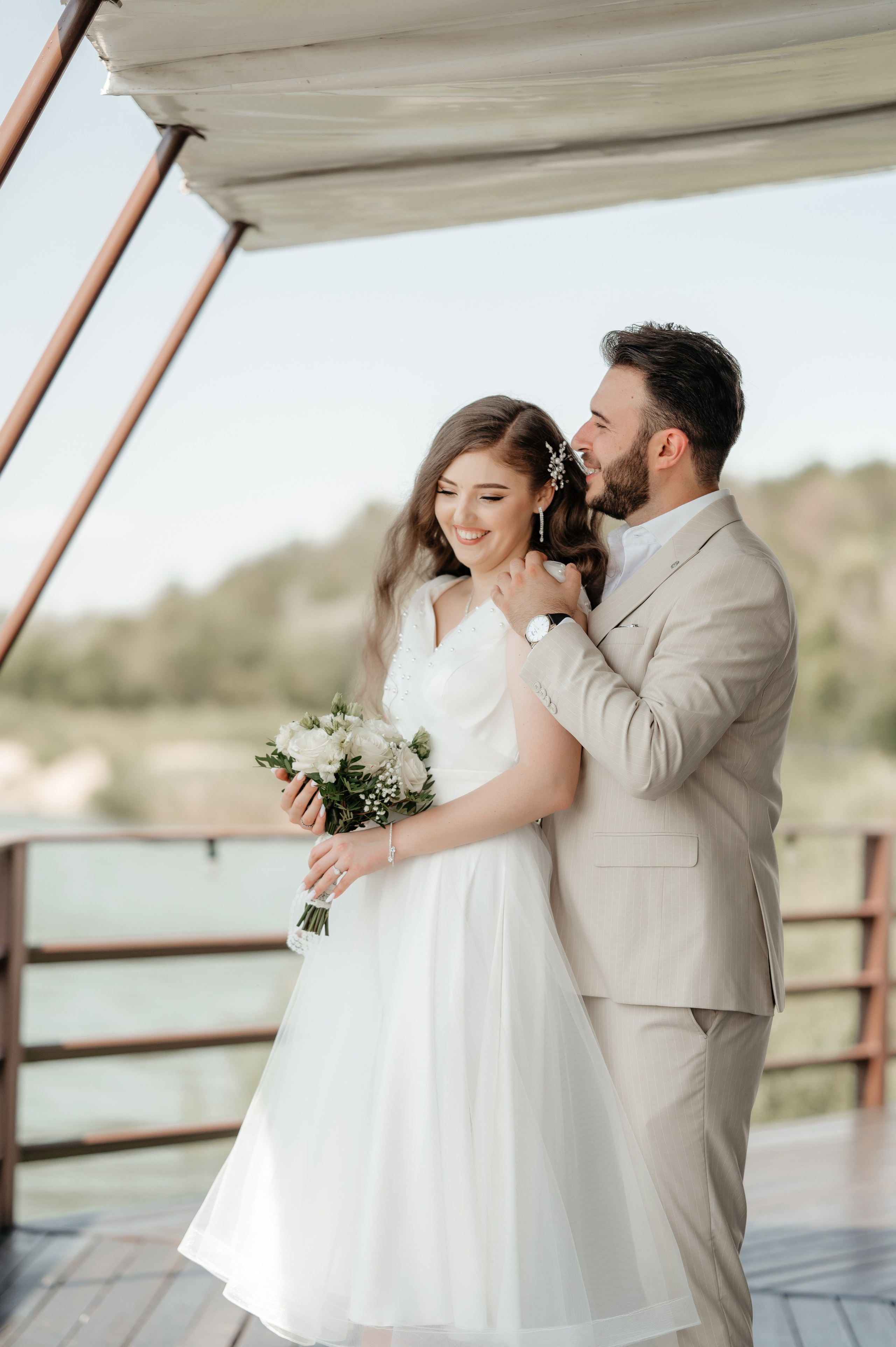 Cununie civila in aer liber si sedinta foto de cuplu. Proud Vision Weddings | Wedding Photography & Film — Servicii profesionale Foto Video Nunta Iasi