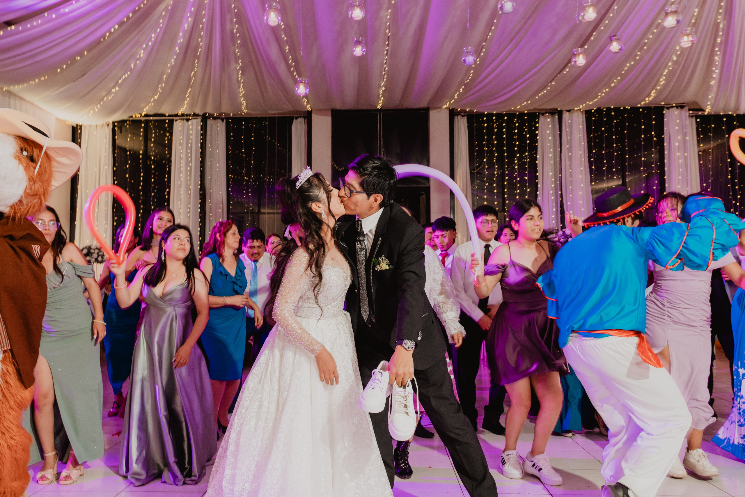 FERNANDO + MARIBEL | BODA RELIGIOSA. Studio KVTA | Fotografía y Video de Bodas en Arequipa