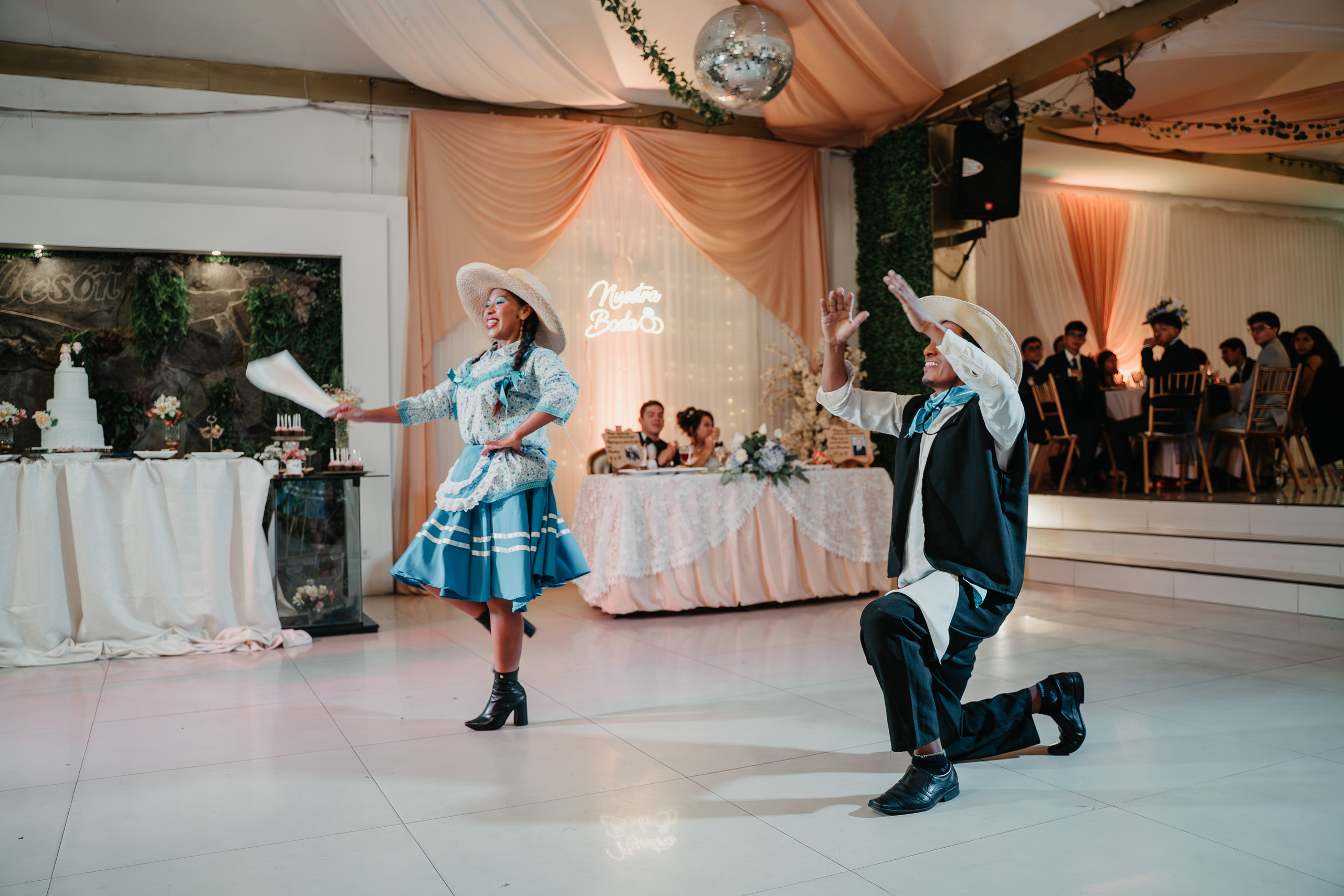 ALEJANDRA + RODRIGO BODA RELIGIOSA. Studio KVTA | Fotografía y Video de Bodas en Arequipa