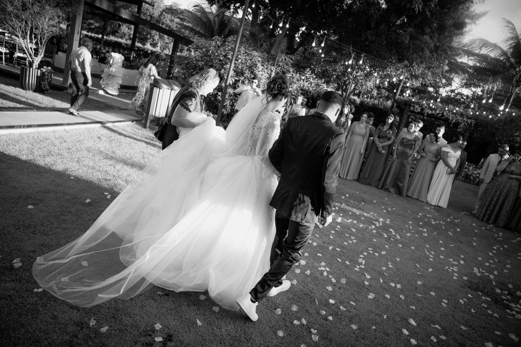 Larissa & Vinicius — Espaço Faveral / Aararaquara. Robson Colaço
