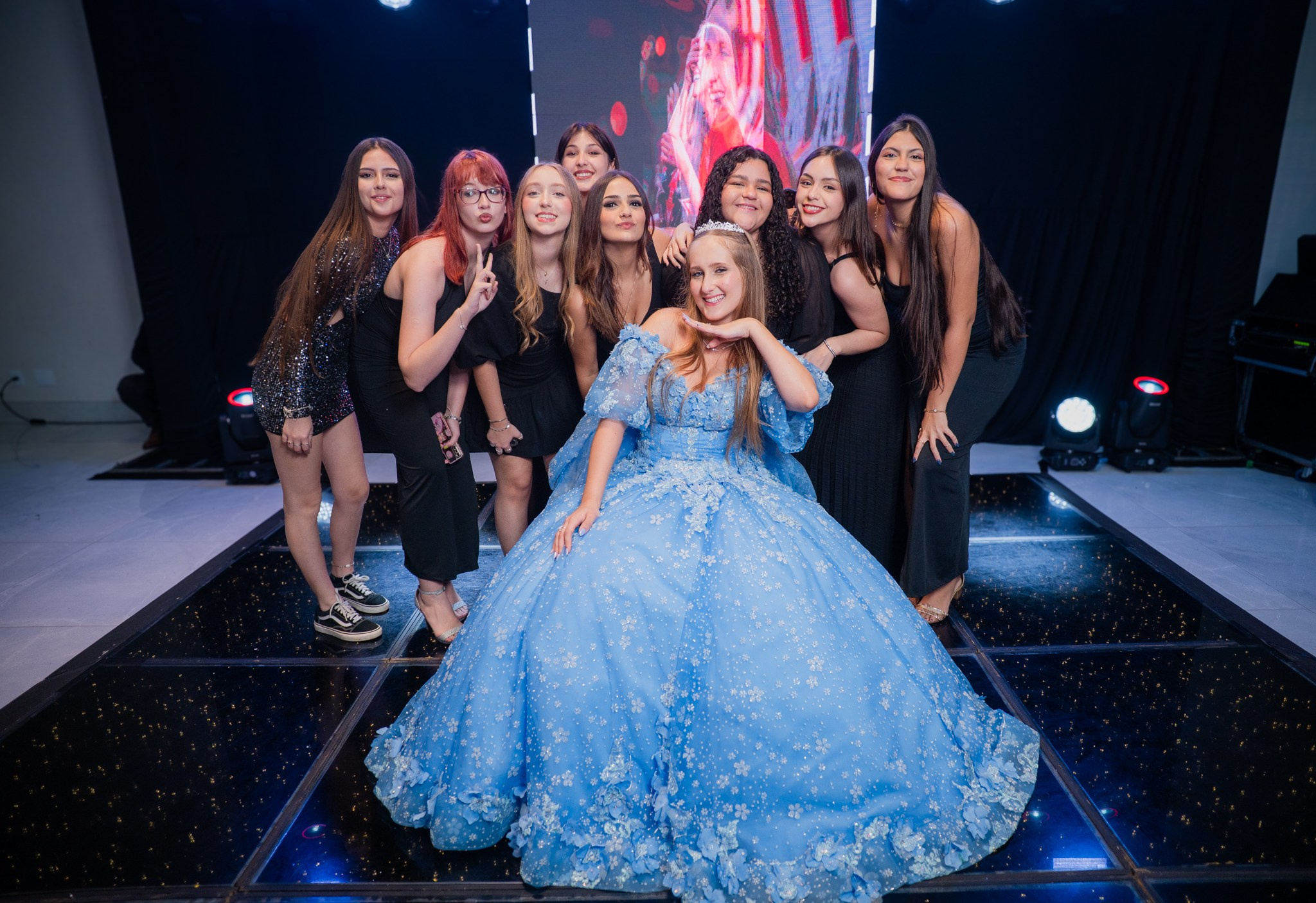Lara — Hall Palace / Bauru SP. Robson Colaço