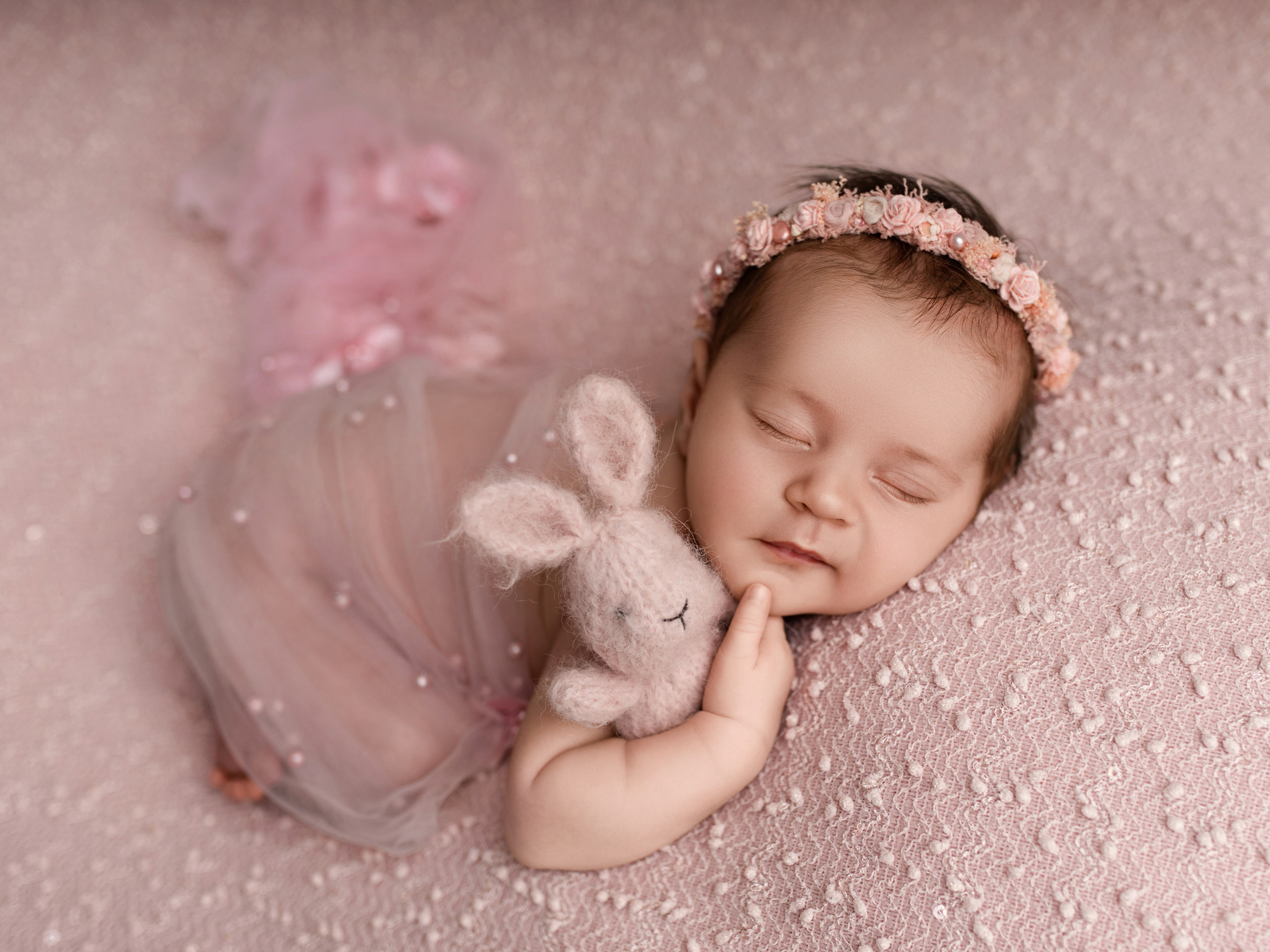 Esu Aleksandra naujagimių ir kudikių fotografė iš Vilniaus