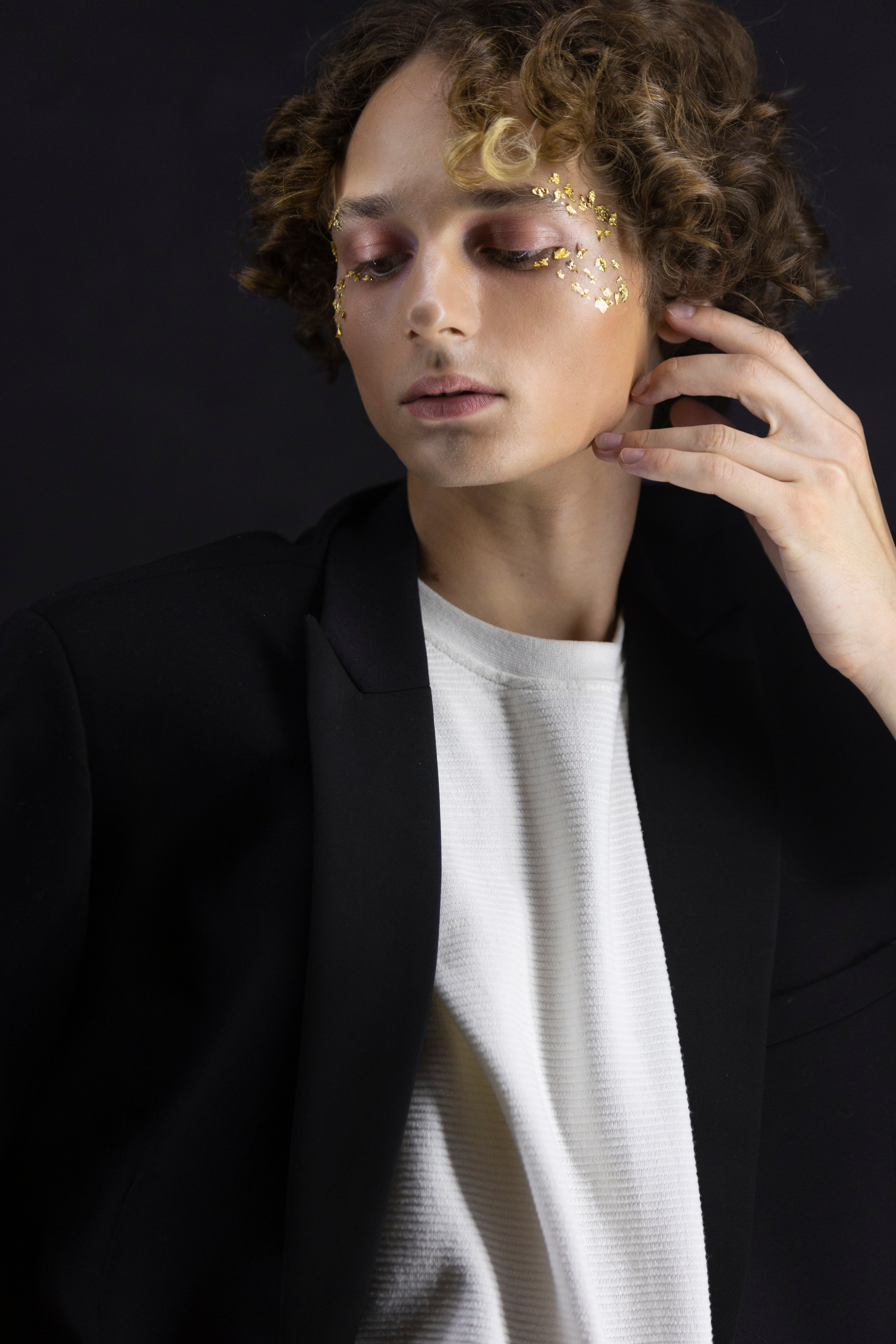 Daniel: professional studio portrait session. Alice Bell — Wedding photographer in New York