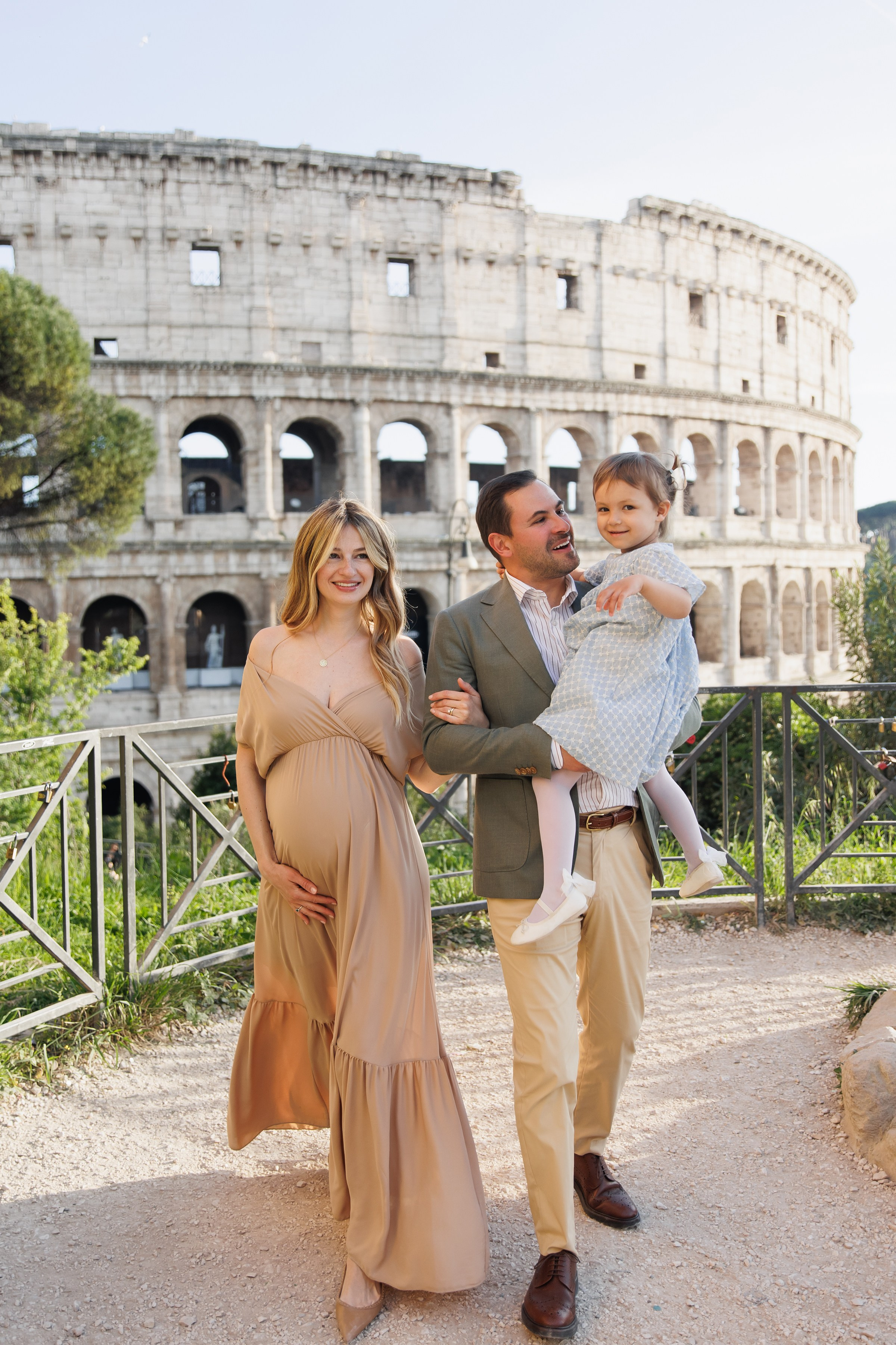 Famaly shooting in Rome. Wedding Photographer Rome Tuscany Como Sicily Puglia Amalfy Italy- Oksana Savenchuk
