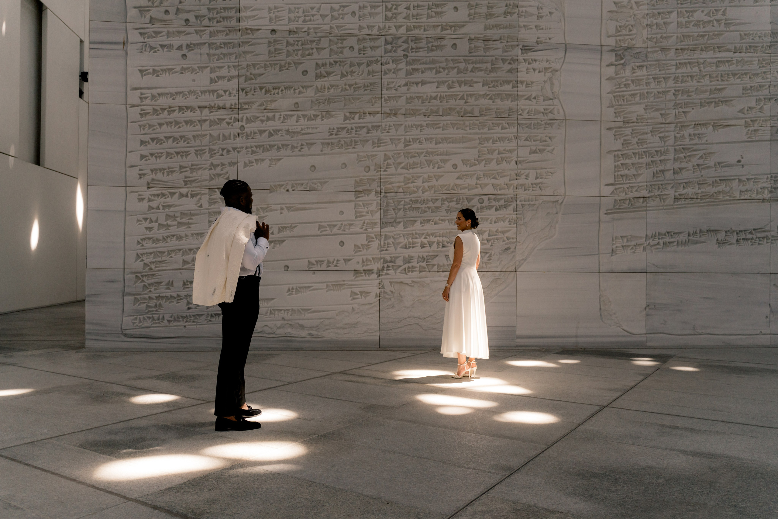 Couple. Professional Photographer in Abu Dhabi & Dubai — Marina Aubakirova | Family, Couple, Wedding & Individual Photoshoots