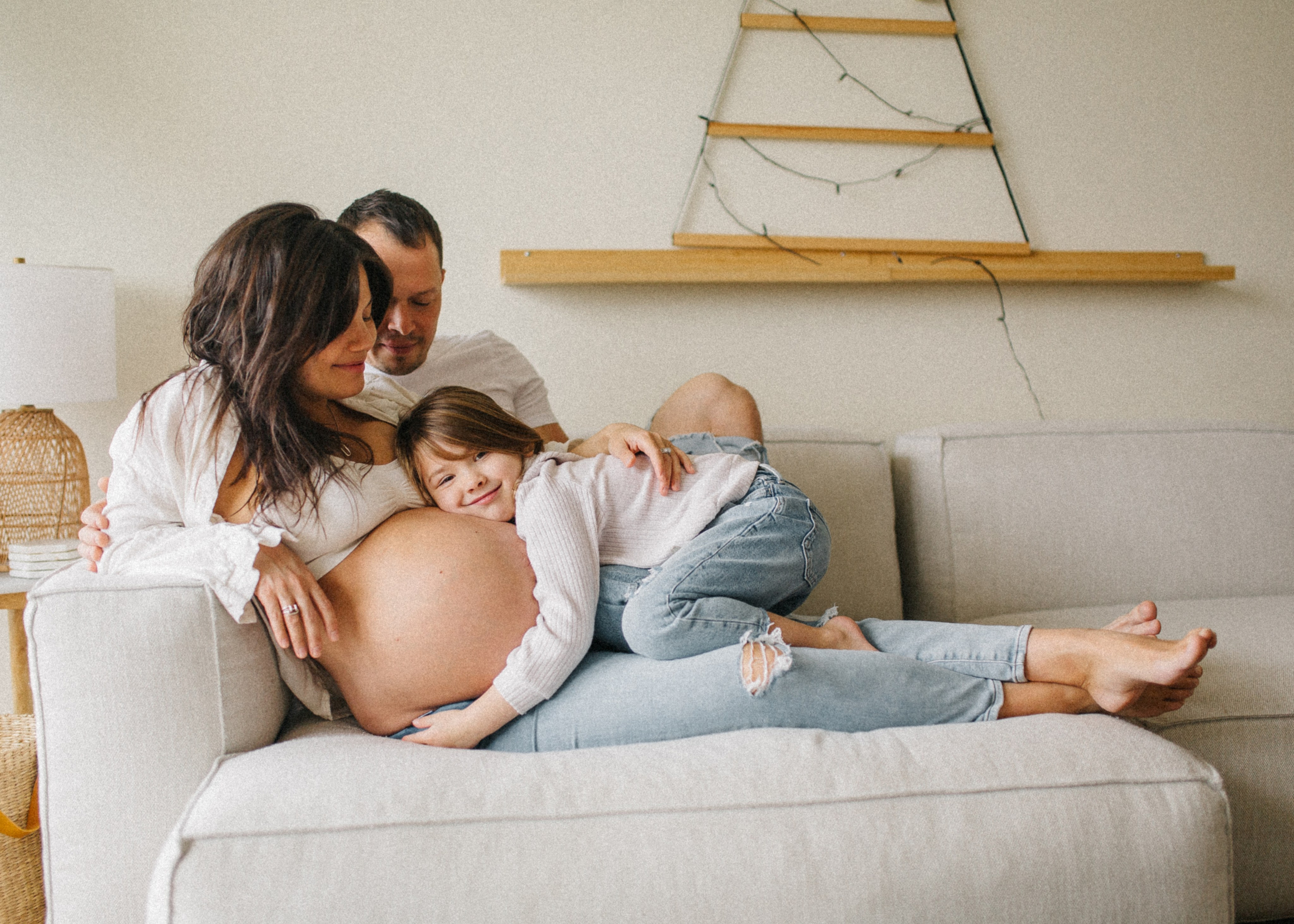 Maternity. Home. Photographer NYC
