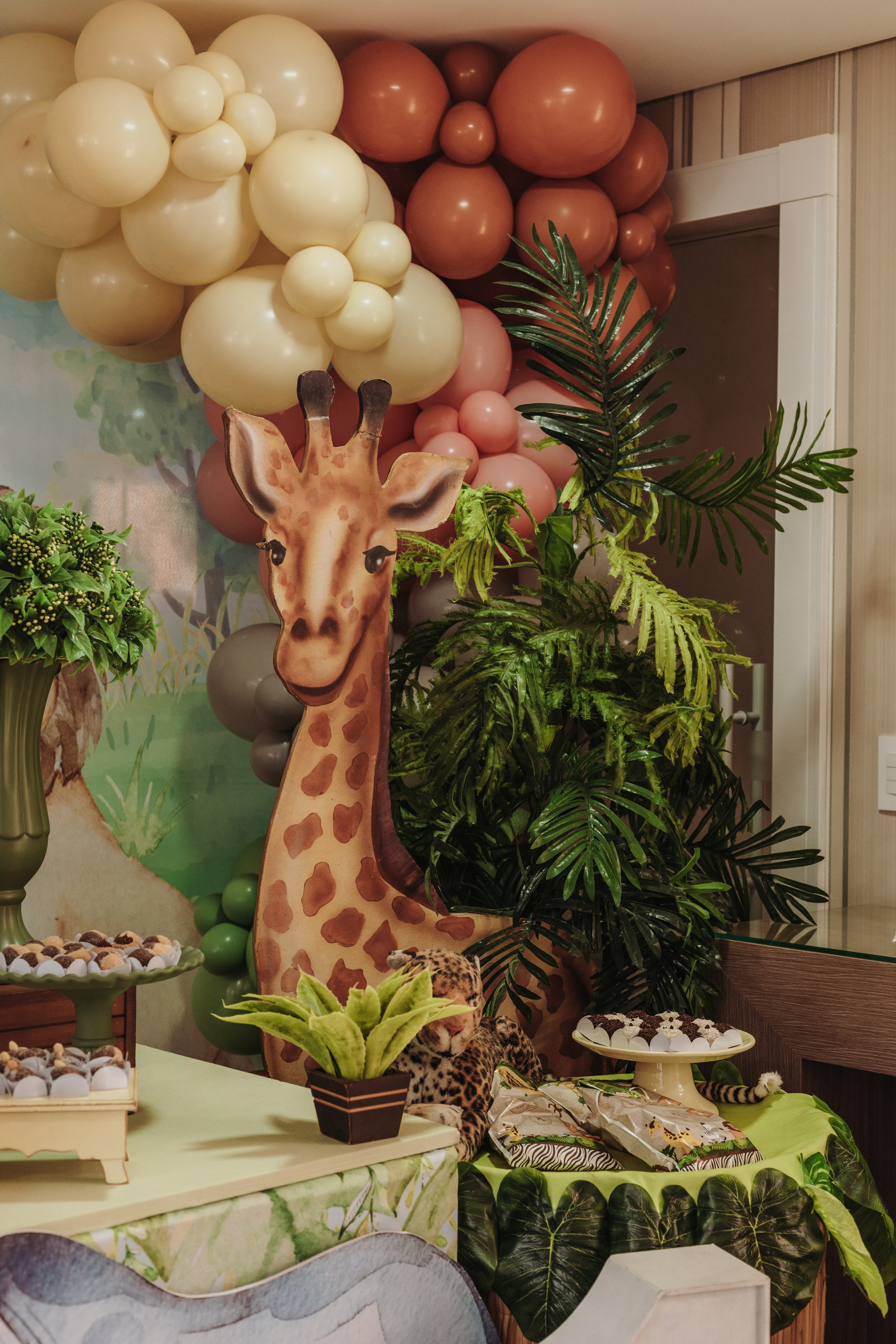 Aniversário infantil safari, em São José, Santa Catarina.