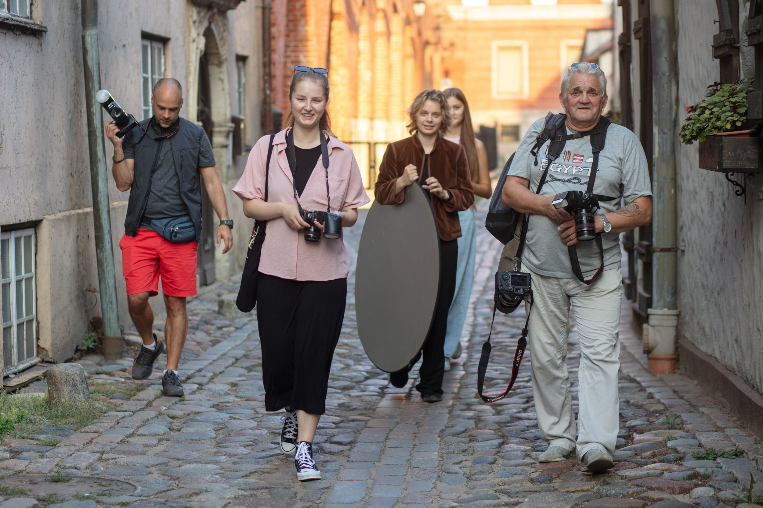 GALERIJA. Fotokursi fotostudijā Rīgā. Profesionāls fotogrāfs Aivars Tipsis