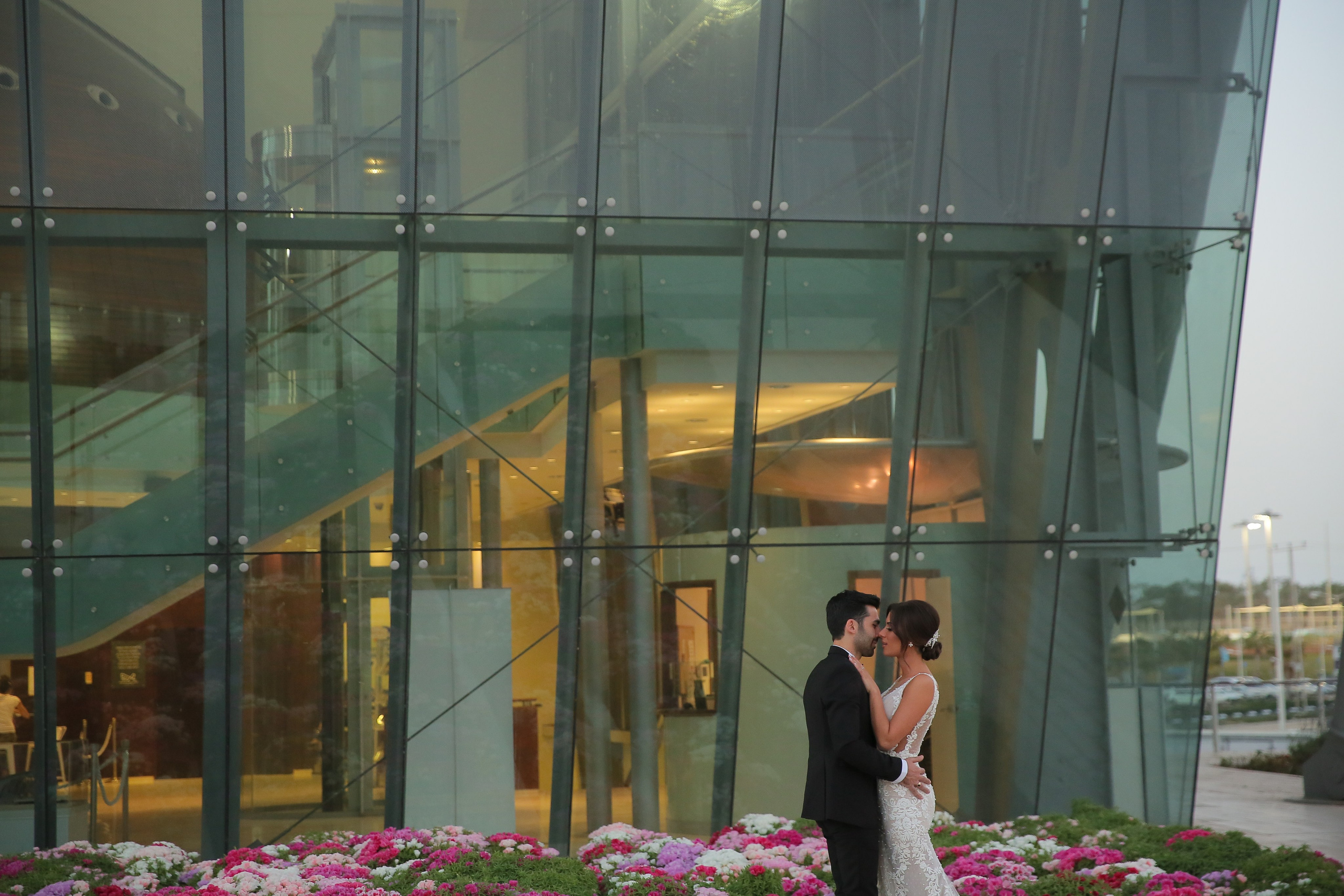 Hila & Moshe. Wedding and events photographers Studio Shalom