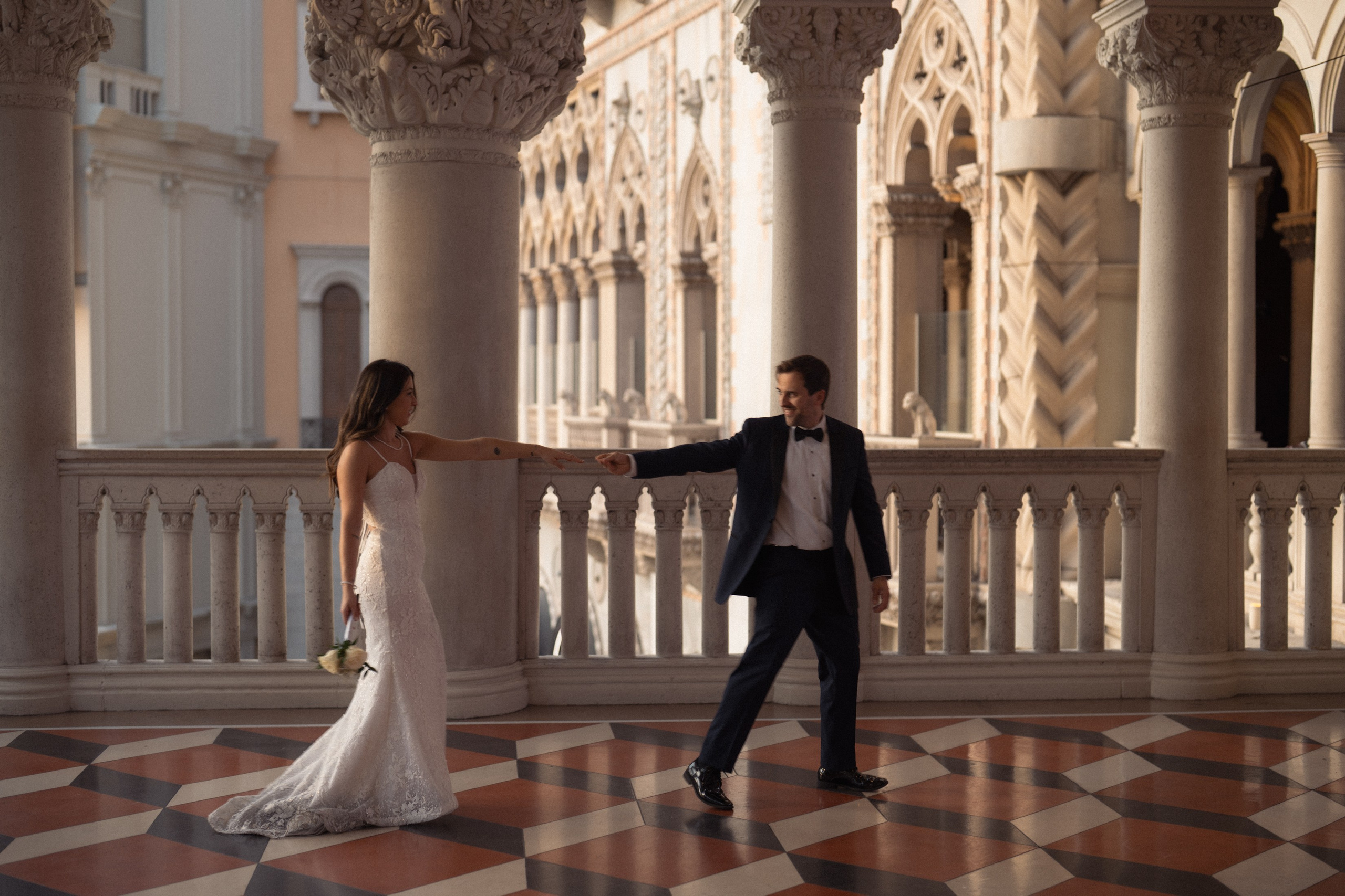 K&S. Wedding & elopement photographer Viktoriya Kravtsov. Las Vegas
