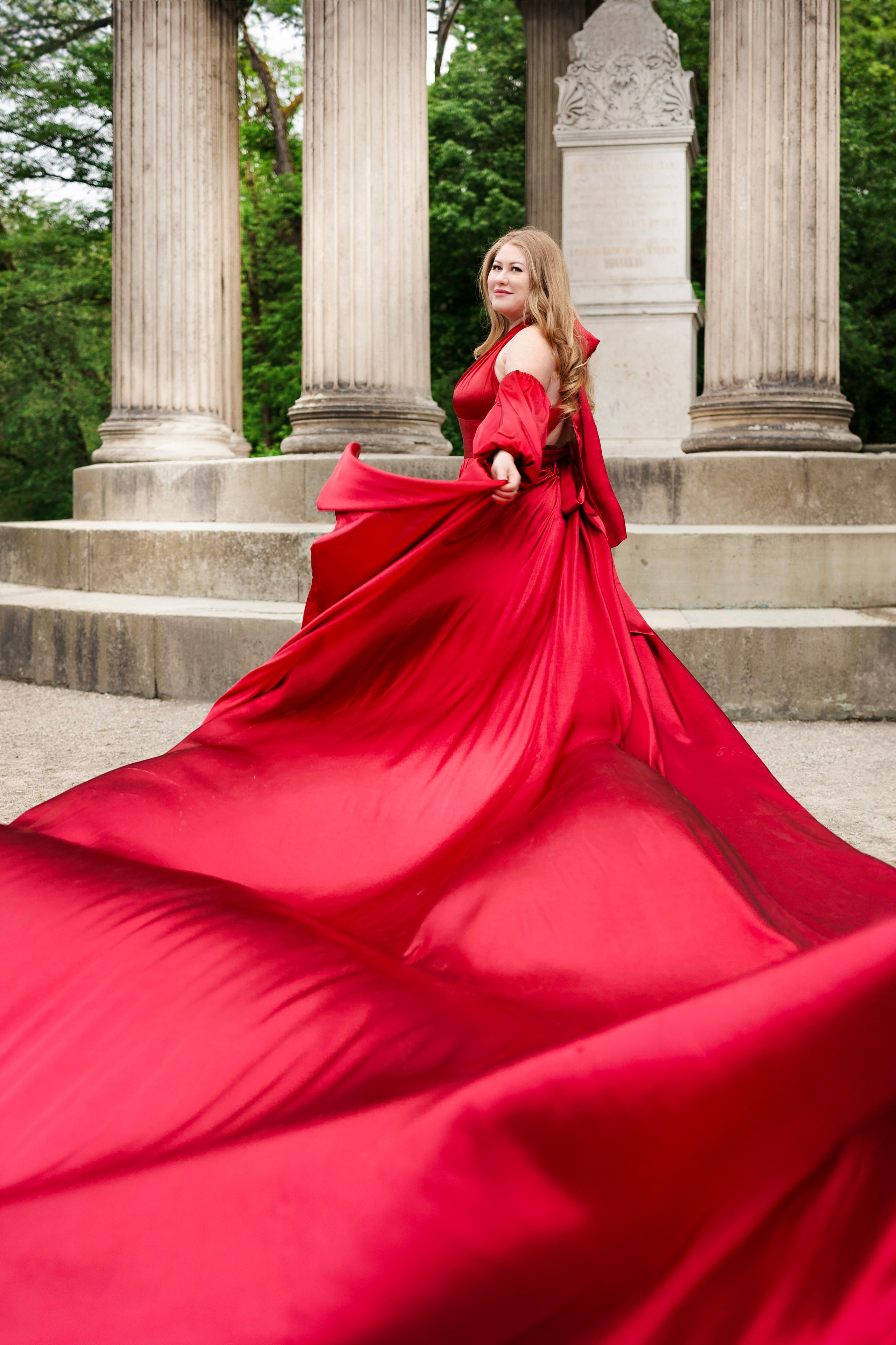 Long dresses shooting. Photographer in Munich