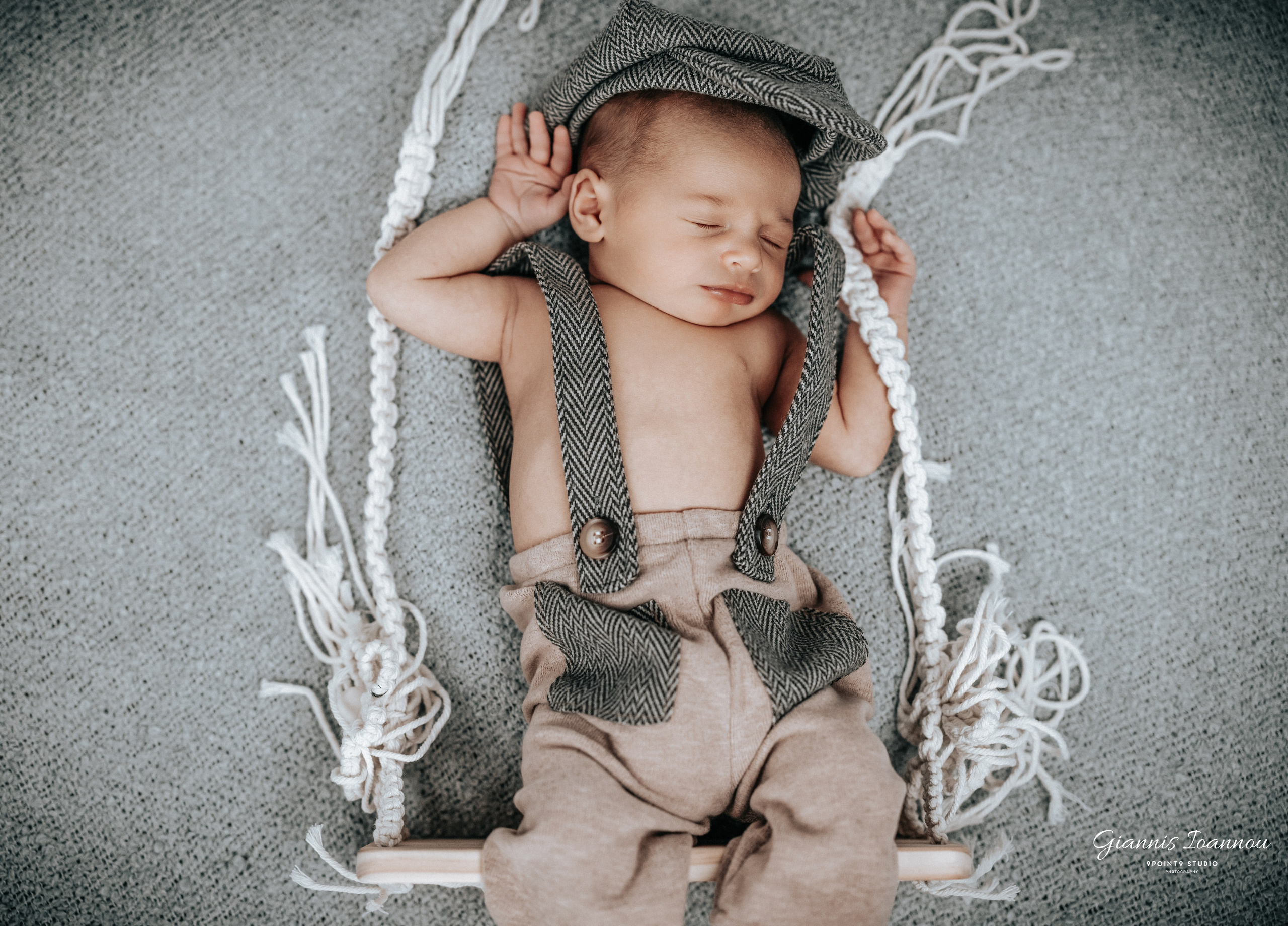 NEWBORN. Giannis Ioannou