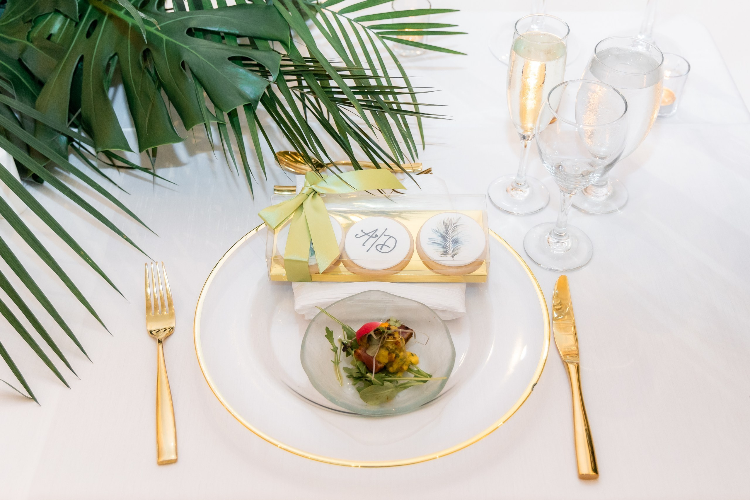 Alyssa and Daniel, The Palms Hotel, Miami. Wedding Photo & Video