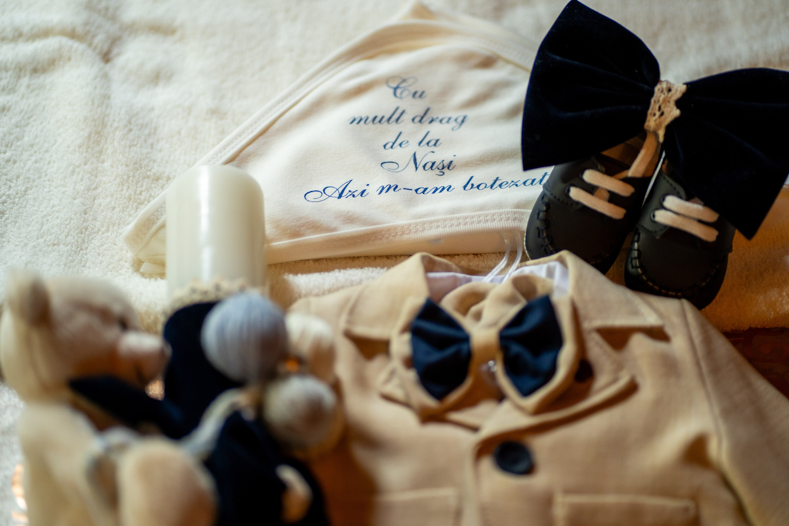 BOTEZ - PRIMUL ZÂMBET