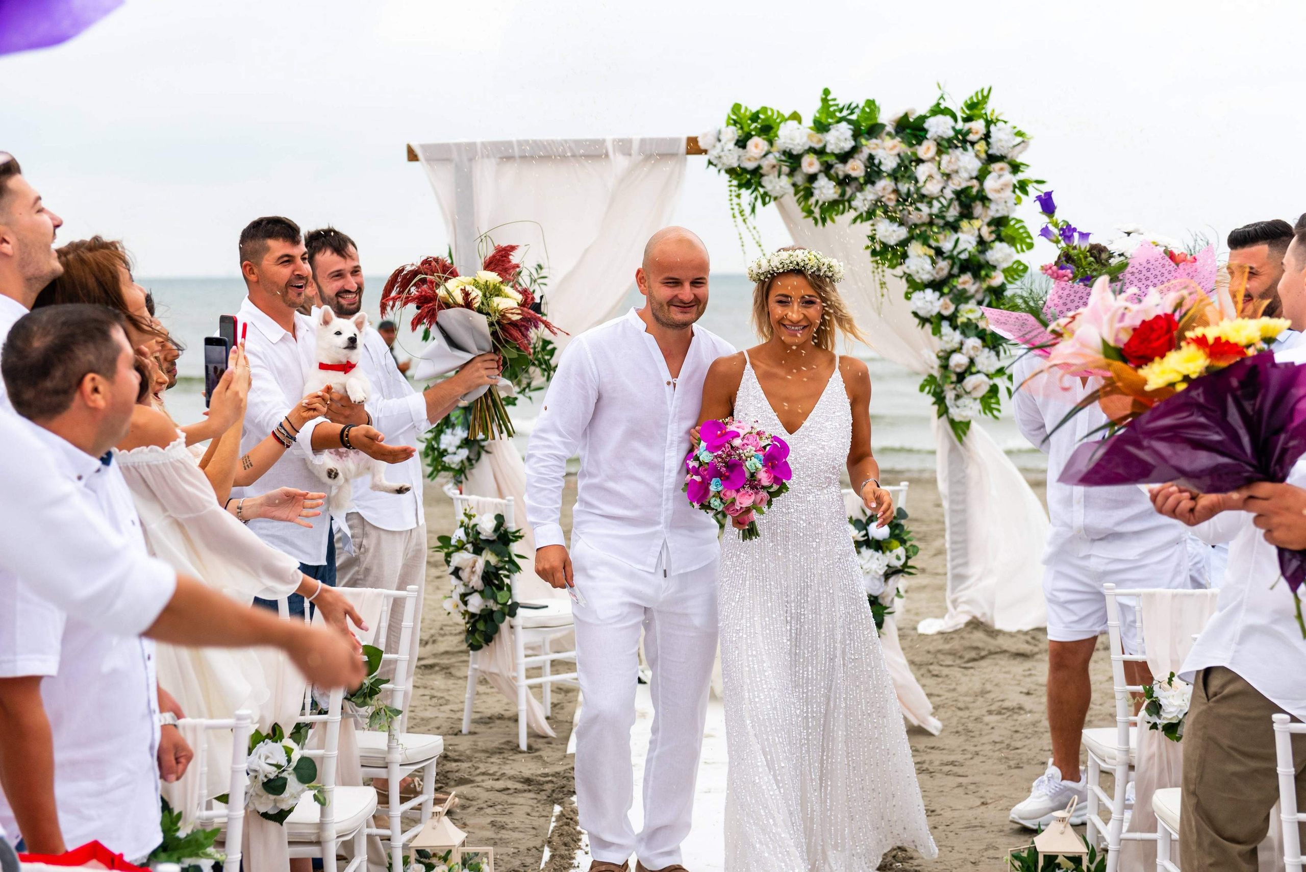 Cununie civila pe plaja Oneiro