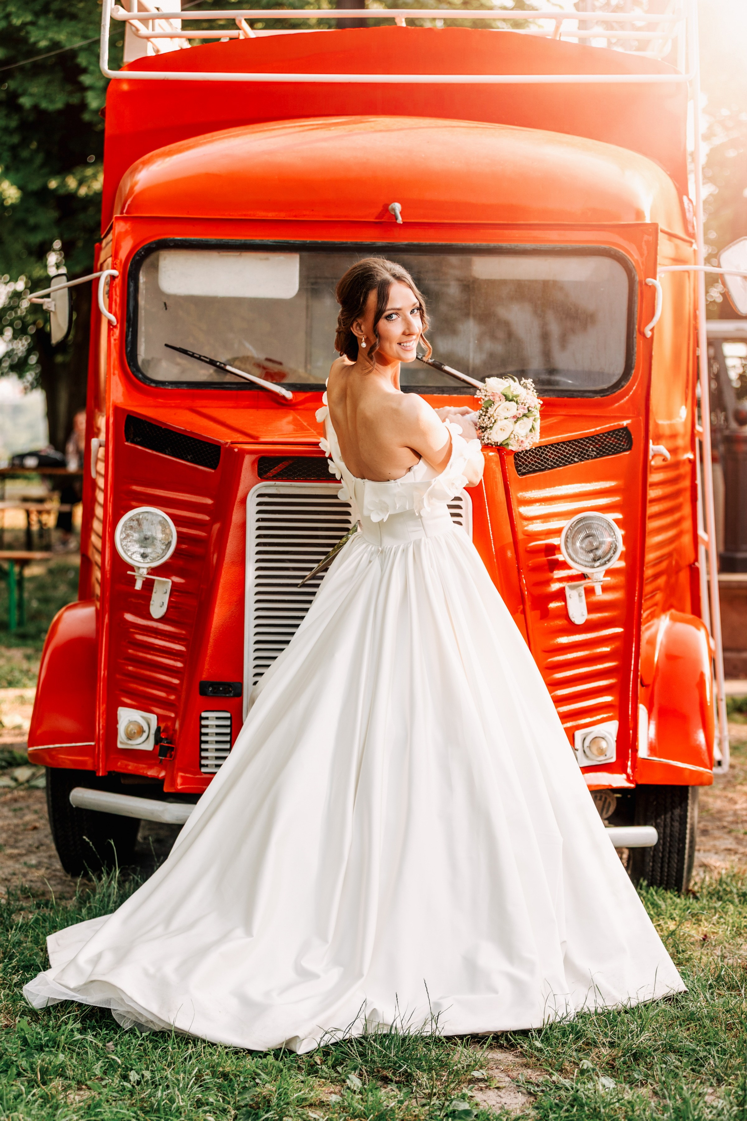 MLADENCI. Fotografi iz Backog Petrovca David i Andrea Stojanovic