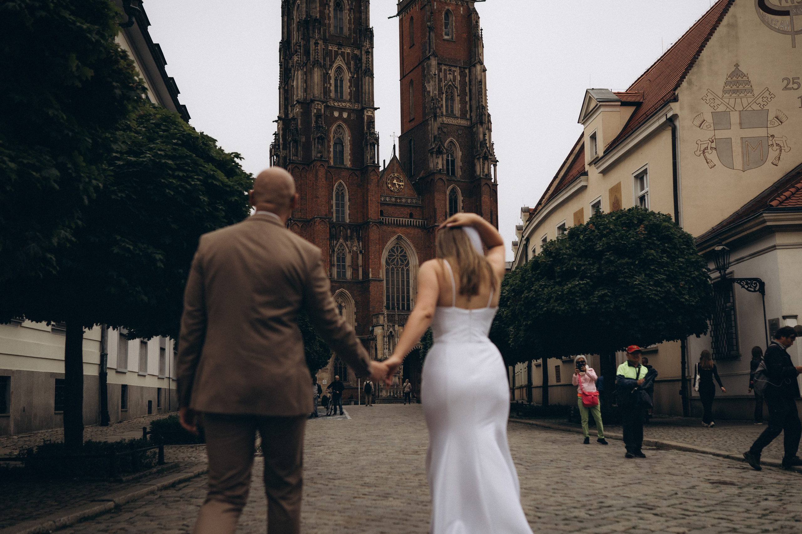 Love Stories. Mike Avelli