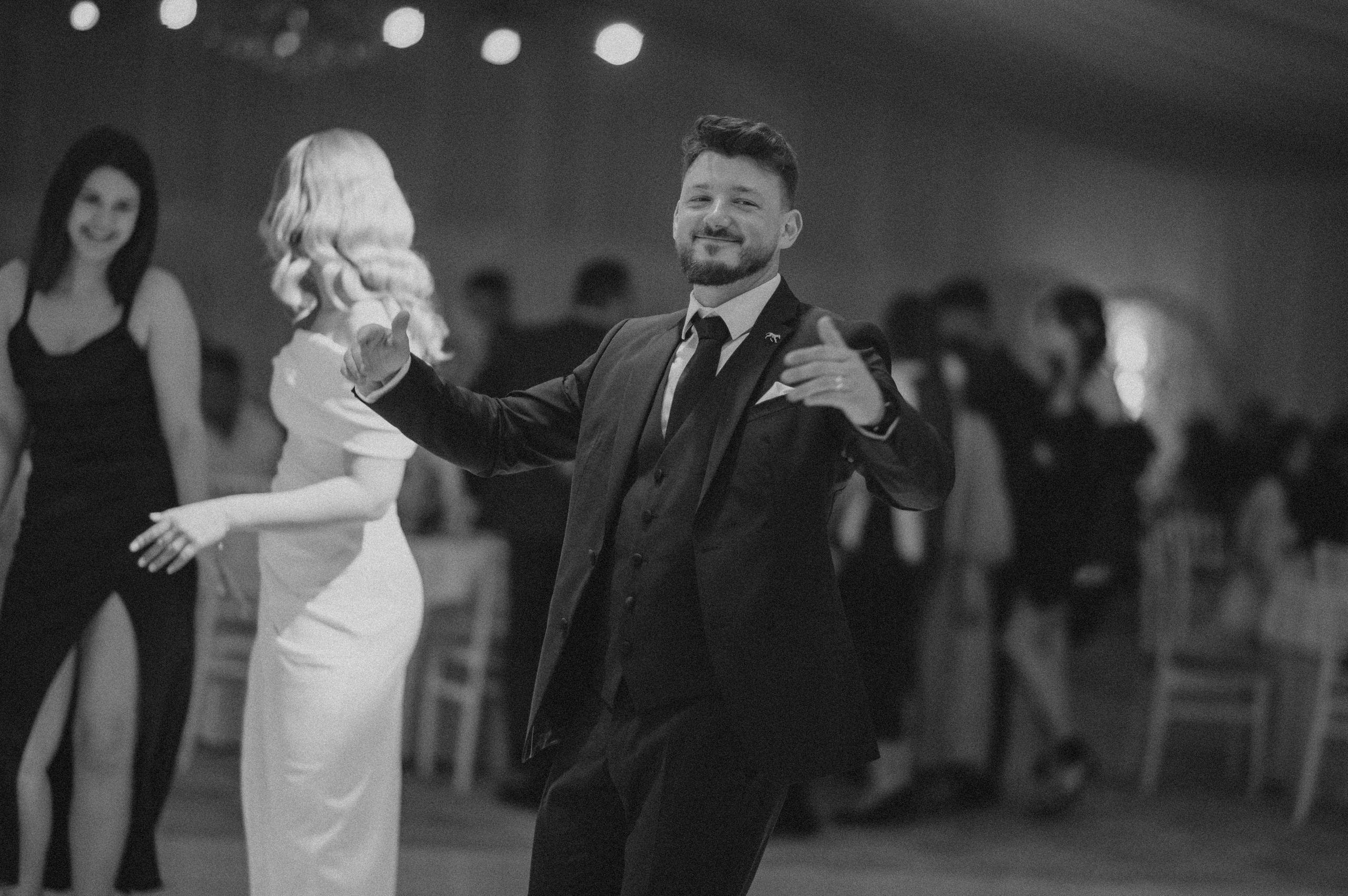 Elena + Cristi. Goldut Sergiu Photographer
