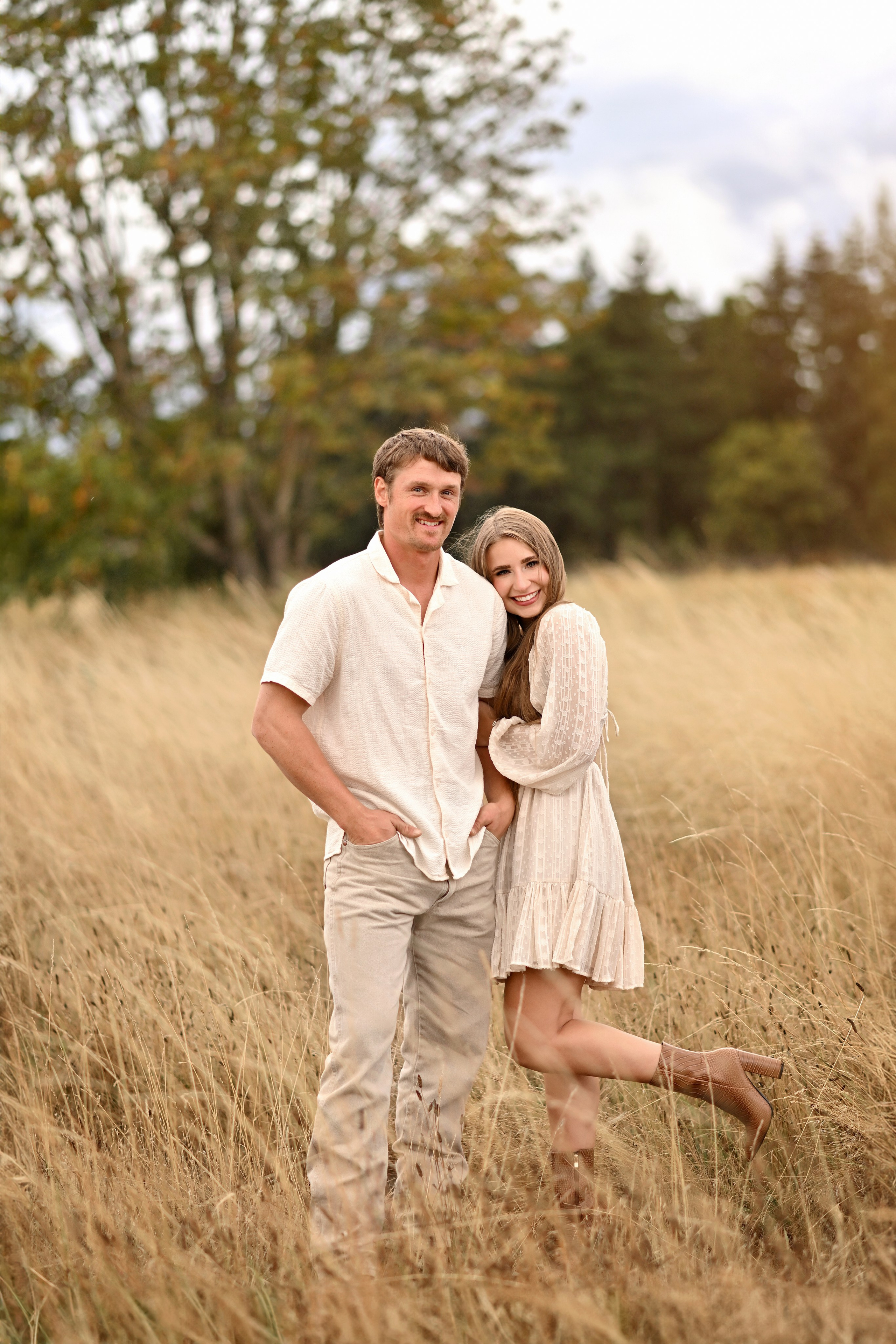 Romantic Couple Session Portland OR | Love Story. Alena Tau | Wedding & Family Photographer Vancouver WA and Portland OR