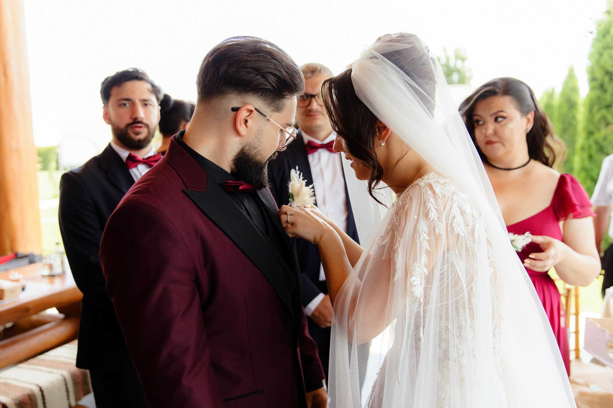 Ioana & Ionuț | Nuntă de poveste la Păstrăvăria Poiana din Mălini județul Suceava. Servicii foto-video profesionale, pentru momente de neuitat