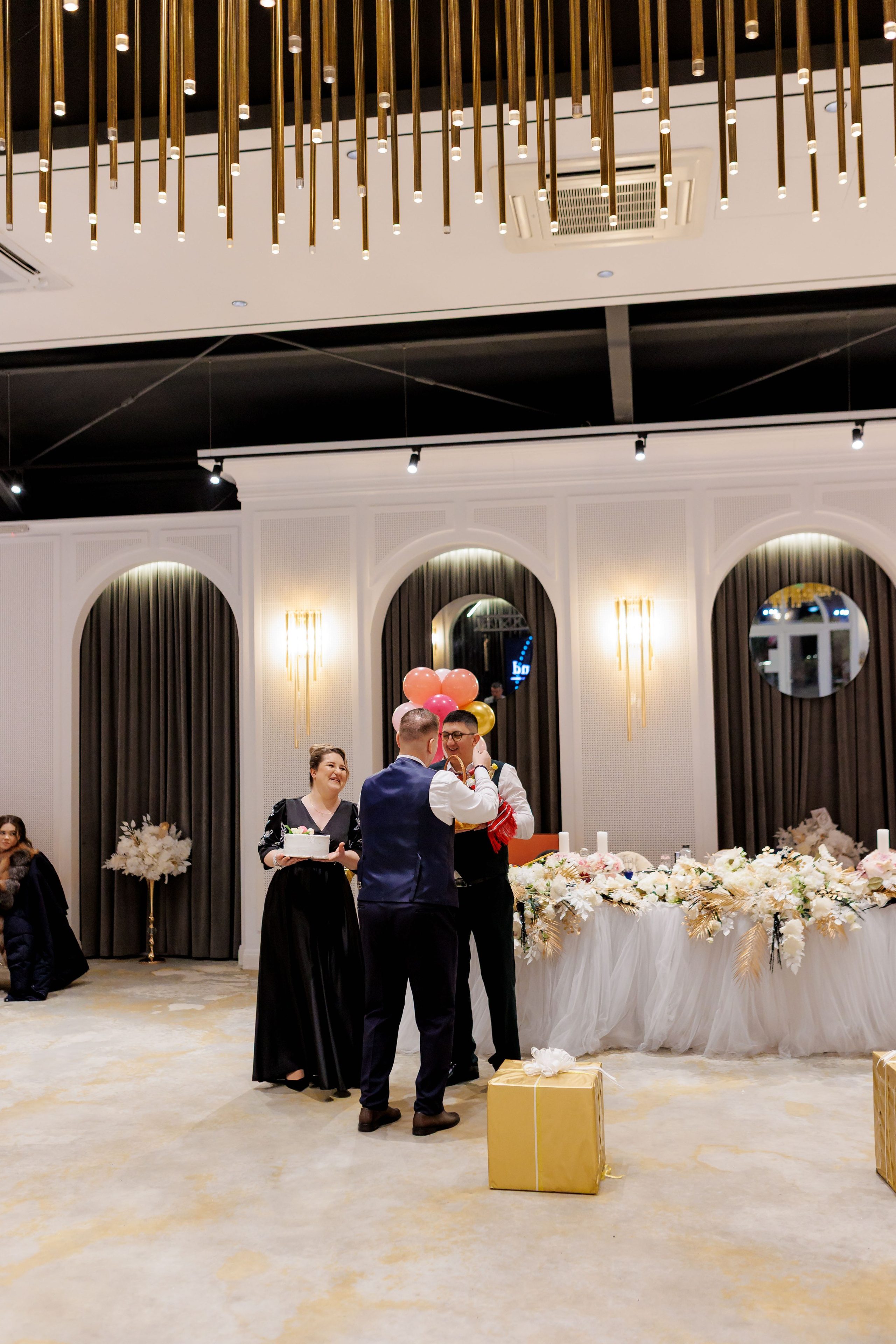 Povestea voastră, regizată de noi |Cristi Turculet Videograf Nuntă Suceava | wedding highlight. Servicii foto-video profesionale, pentru momente de neuitat