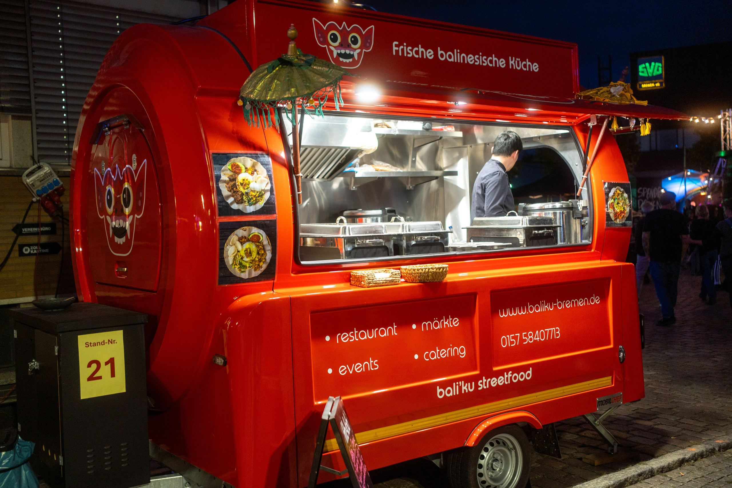 A little bit of street in Bremen #3. URBANSTREETFILES.ART