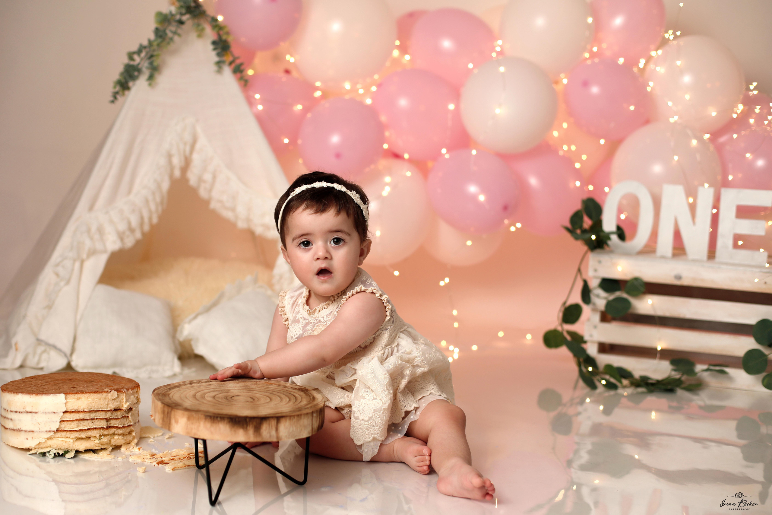 Babyfotograf Ulm; Babyfotograf Neu-Ulm; Babyfotograf Münsingen; Babyfotograf Metzingen; Babyfotograf Göppingen; Babyfotograf Tübingen; Babyfotograf Memmingen; Babyfotograf Reutlingen; Babyfotograf Stuttgart; Babyfotograf Günzburg; Babyfotograf Biberach an der Riss; Babyfotograf Alb-Donau-Kreis; Babyfotograf Bad Saulgau; Babyfotograf Bad Waldsee; Babyfotograf Ehingen; neugeborenenfotografie Ulm; neugeborenenfotografie Neu-Ulm; neugeborenenfotografie Stuttgart; neugeborenenfotografie Metzingen; neugeborenenfotografie Münsingen; neugeborenenfotografie Bad Saulgau; neugeborenenfotografie Bad Waldsee; neugeborenenfotografie Ehingen; neugeborenenfotografie Langenau; neugeborenenfotografie Ravensburg; neugeborenenfotografie Sigmaringen; Fograf Ulm; Fotograf Ehingen; Fotograf Bad Waldsee; Newborn Shooting Ulm; Babyshooting Ulm; Babyshooting Memmingen; Babyshooting Günzburg; Babyfotograf Laupheim; Babyfotograf Riedlingen; Babyfotograf Biberach an der Riß; pregnancy; Baby; Babyfotograf Biberach an der Riß; Babyfotograf Erbach; Babyfotograf Blaubeuren; Baby Photograph Ulm, cake-smash fotograf ulm, cake-smash stuttgart, cake-smash metzingen, erste geburtstag ulm, ein jahr alt 