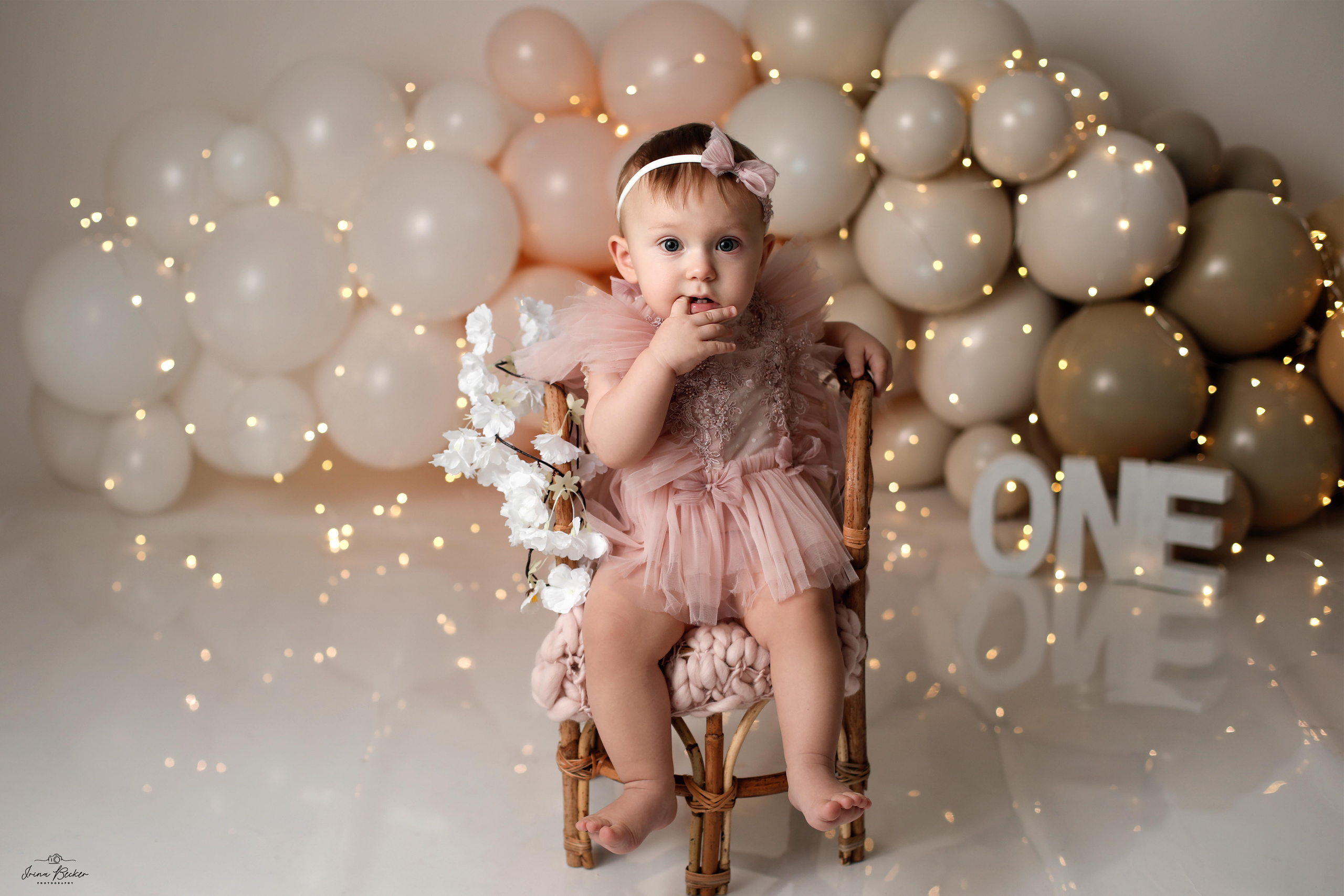 Babyfotograf Ulm; Babyfotograf Neu-Ulm; Babyfotograf Münsingen; Babyfotograf Metzingen; Babyfotograf Göppingen; Babyfotograf Tübingen; Babyfotograf Memmingen; Babyfotograf Reutlingen; Babyfotograf Stuttgart; Babyfotograf Günzburg; Babyfotograf Biberach an der Riss; Babyfotograf Alb-Donau-Kreis; Babyfotograf Bad Saulgau; Babyfotograf Bad Waldsee; Babyfotograf Ehingen; neugeborenenfotografie Ulm; neugeborenenfotografie Neu-Ulm; neugeborenenfotografie Stuttgart; neugeborenenfotografie Metzingen; neugeborenenfotografie Münsingen; neugeborenenfotografie Bad Saulgau; neugeborenenfotografie Bad Waldsee; neugeborenenfotografie Ehingen; neugeborenenfotografie Langenau; neugeborenenfotografie Ravensburg; neugeborenenfotografie Sigmaringen; Fograf Ulm; Fotograf Ehingen; Fotograf Bad Waldsee; Newborn Shooting Ulm; Babyshooting Ulm; Babyshooting Memmingen; Babyshooting Günzburg; Babyfotograf Laupheim; Babyfotograf Riedlingen; Babyfotograf Biberach an der Riß; pregnancy; Baby; Babyfotograf Biberach an der Riß; Babyfotograf Erbach; Babyfotograf Blaubeuren; Baby Photograph Ulm, cake-smash fotograf ulm, cake-smash stuttgart, cake-smash metzingen, erste geburtstag ulm, ein jahr alt 