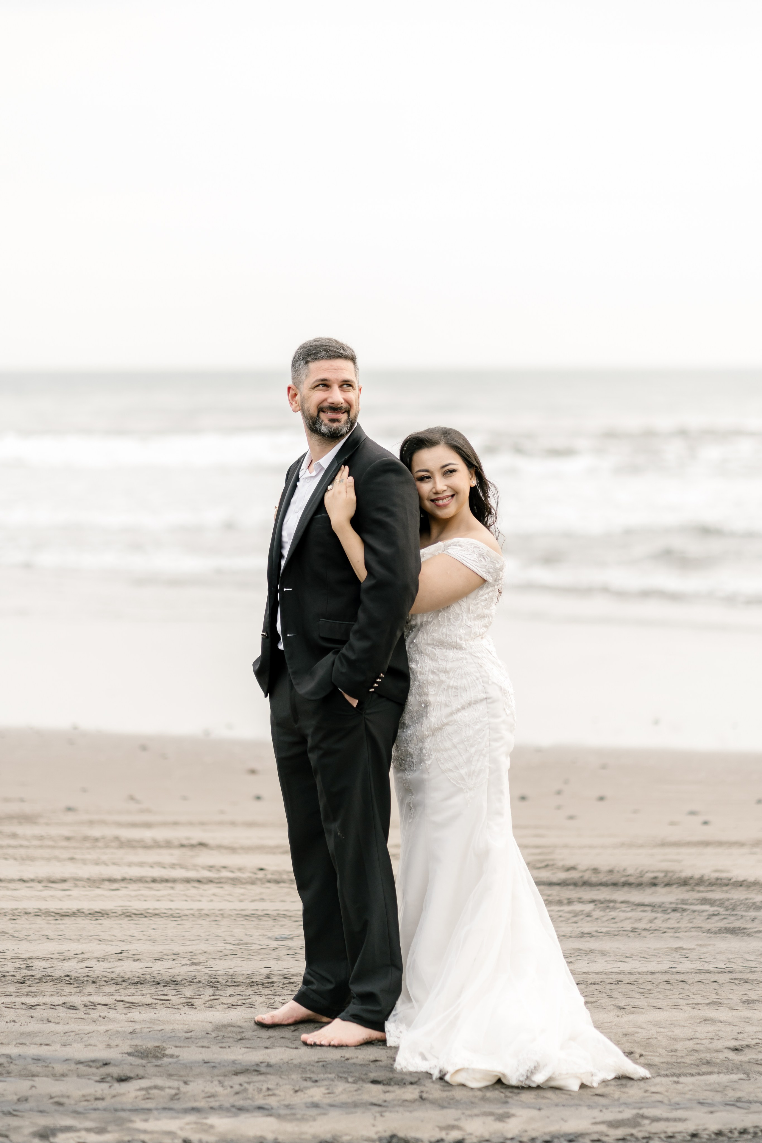 Honeymoon Photoshoot in Bali. Female Photographer in Bali