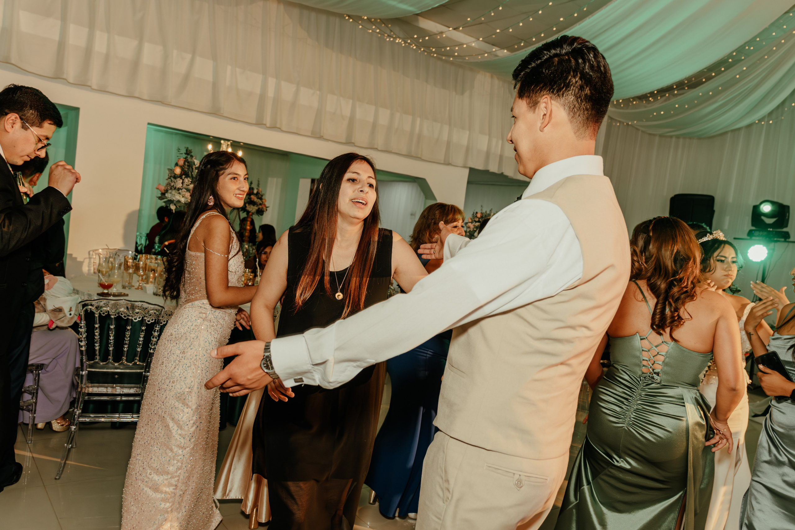 ANGIE + MANUEL BODA RELIGIOSA. Studio KVTA | Fotografía y Video de Bodas en Arequipa
