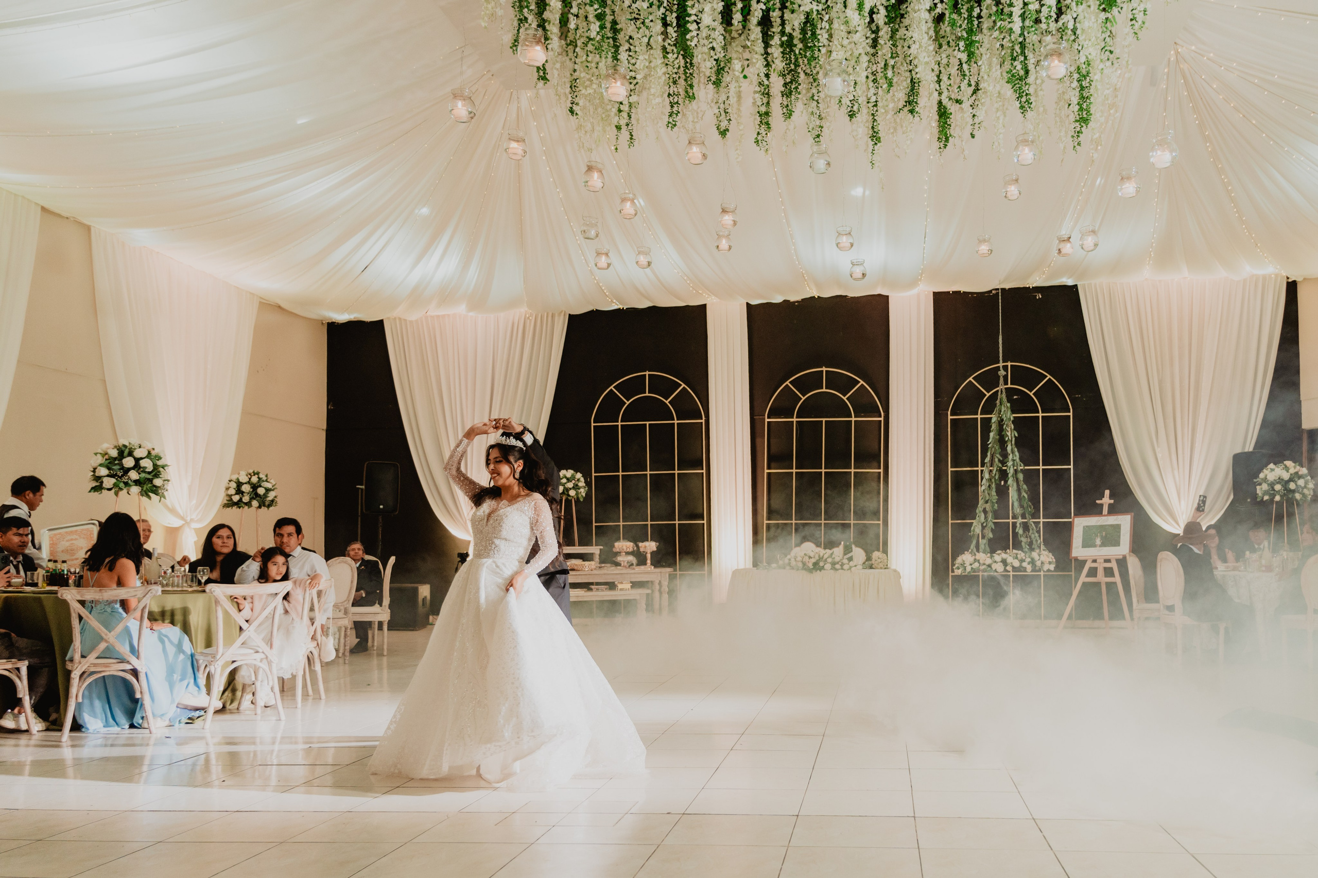 FERNANDO + MARIBEL | BODA RELIGIOSA. Studio KVTA | Fotografía y Video de Bodas en Arequipa