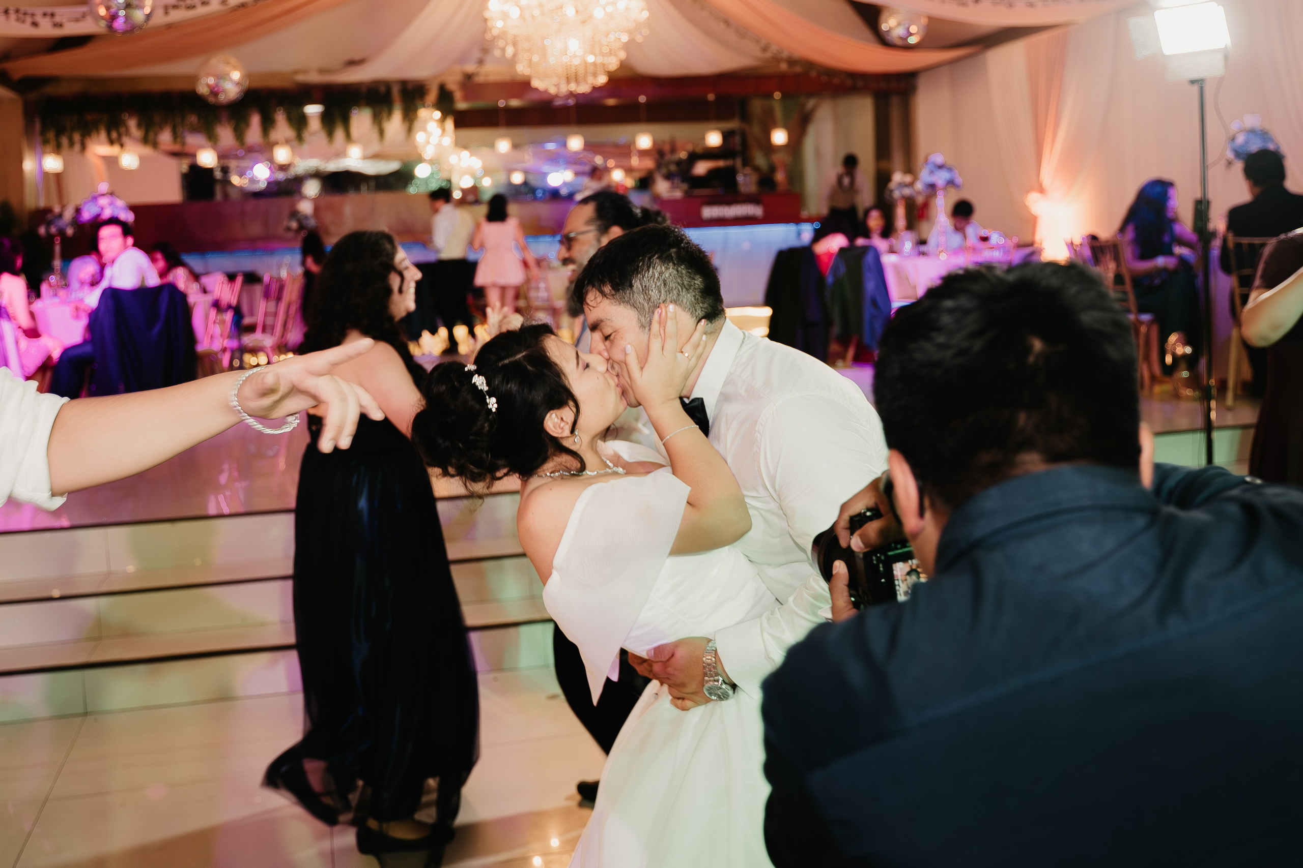 ALEJANDRA + RODRIGO BODA RELIGIOSA. Studio KVTA | Fotografía y Video de Bodas en Arequipa