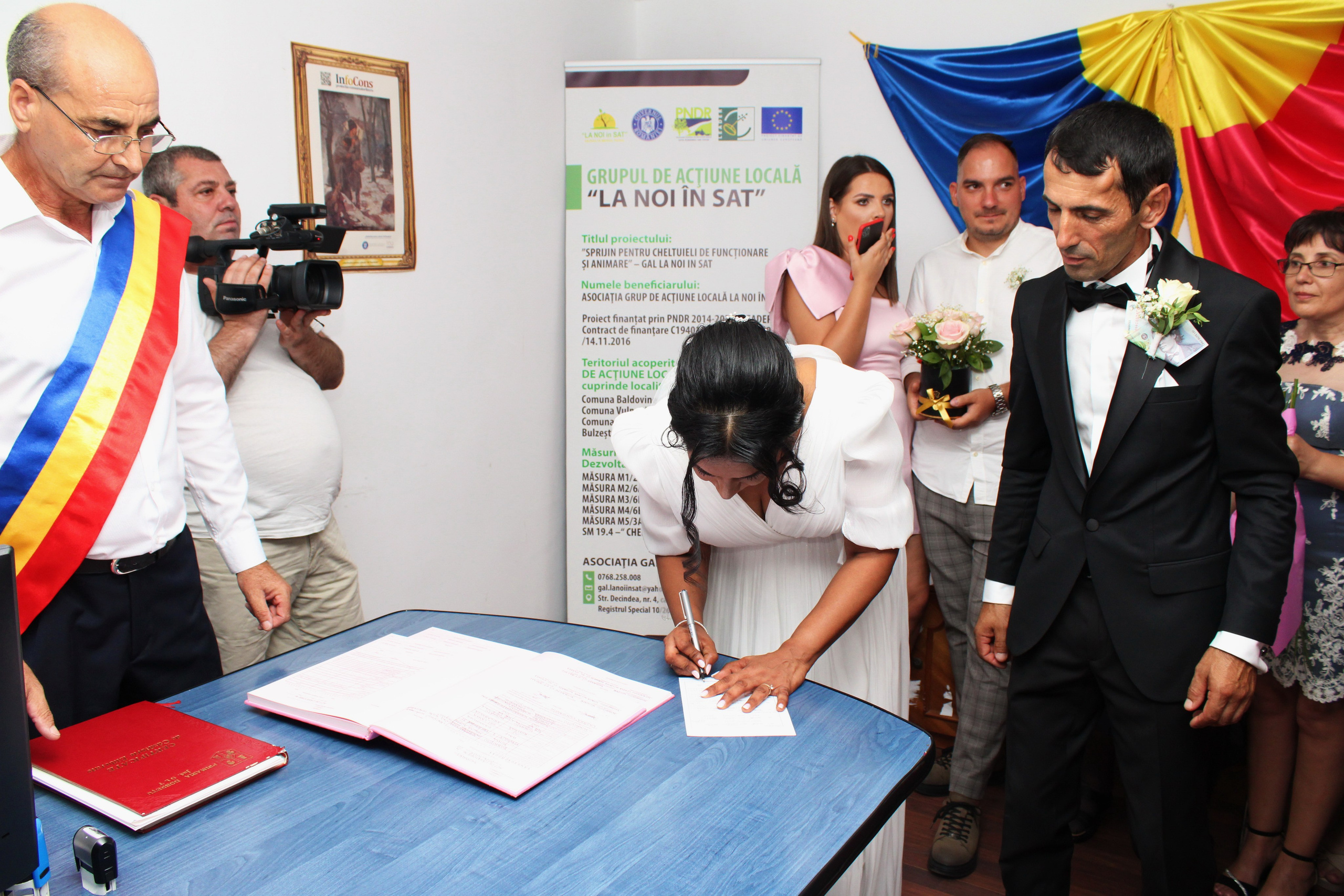 MINEL & MALINA. PETRU BYZO - family and children photographer in ROMANIA