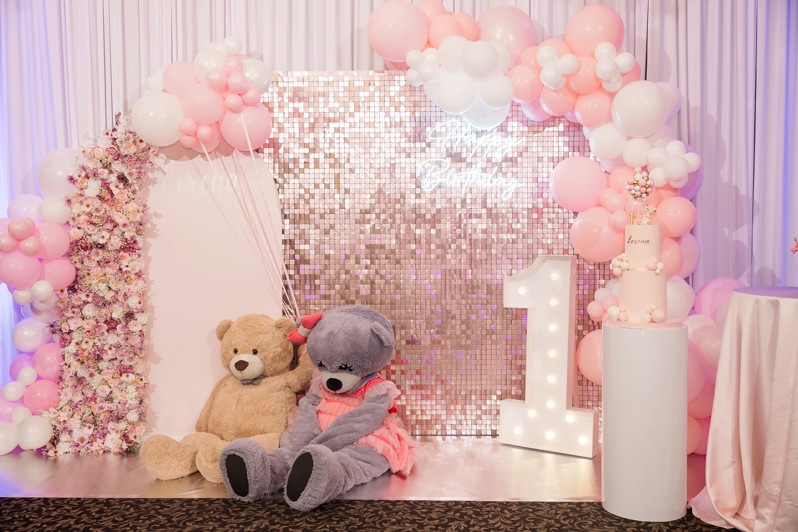 04.13.2025 First birthday. Wedding family event photographer in Chicago Nick Yushevich