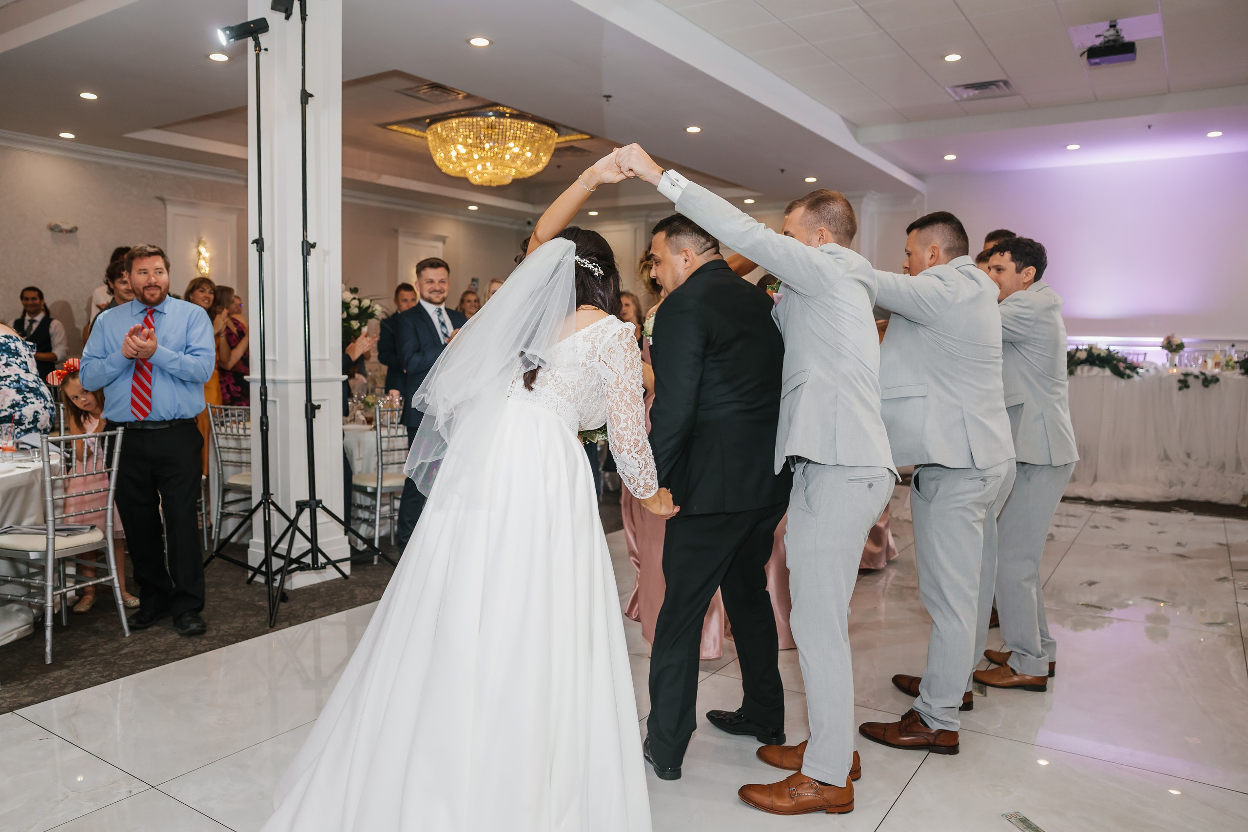 31.08.2024 Wedding. Wedding family event photographer in Chicago Nick Yushevich