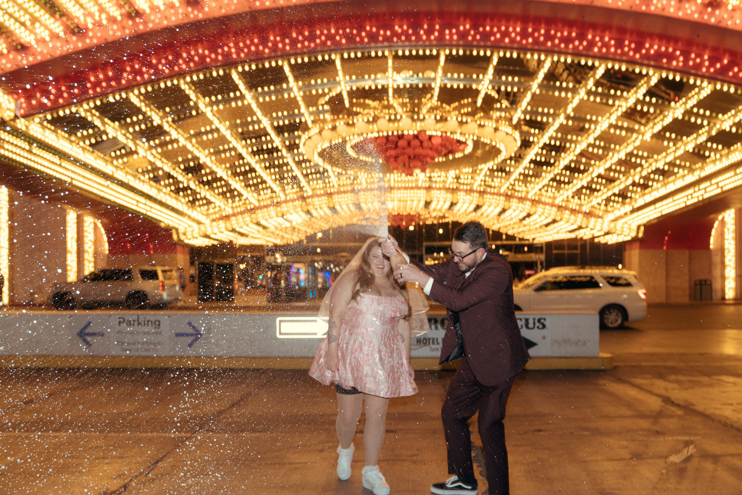 P&C. Wedding & elopement photographer Viktoriya Kravtsov. Las Vegas